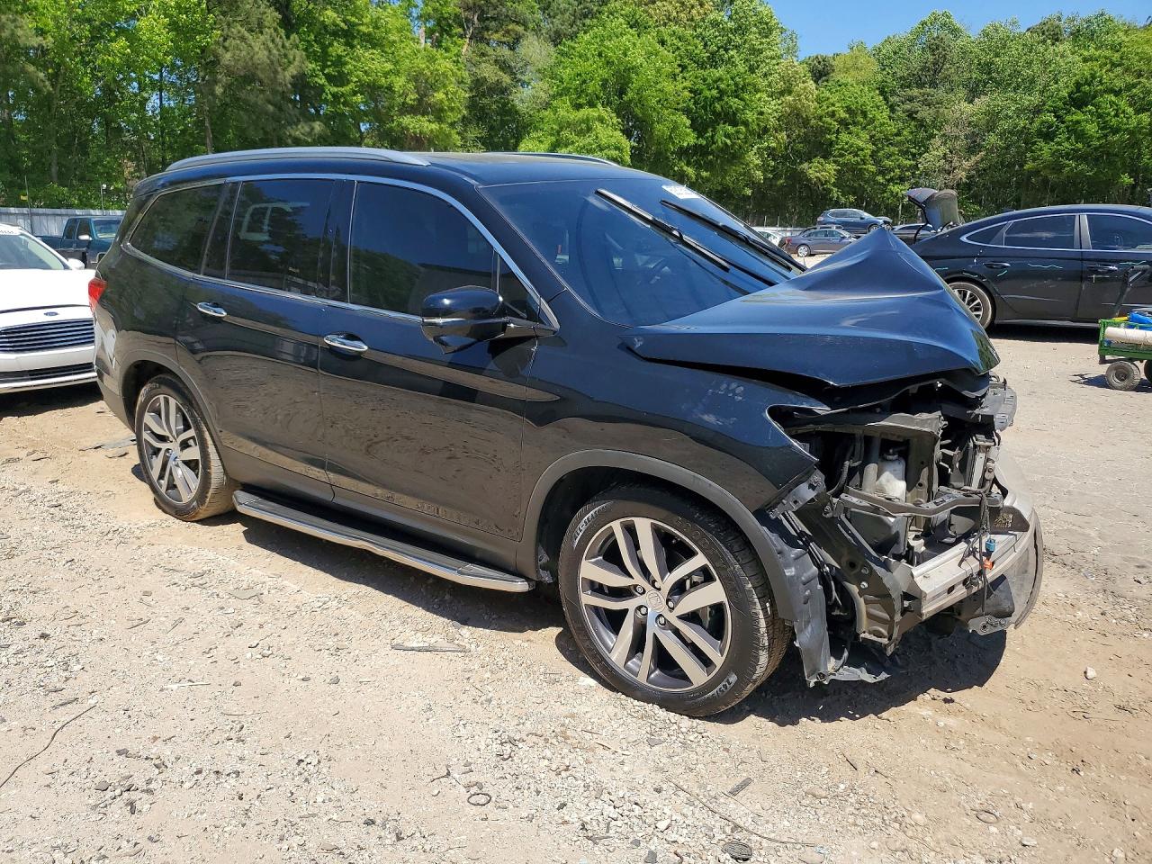 2018 Honda Pilot Touring Black vin: 5FNYF6H90JB056658
