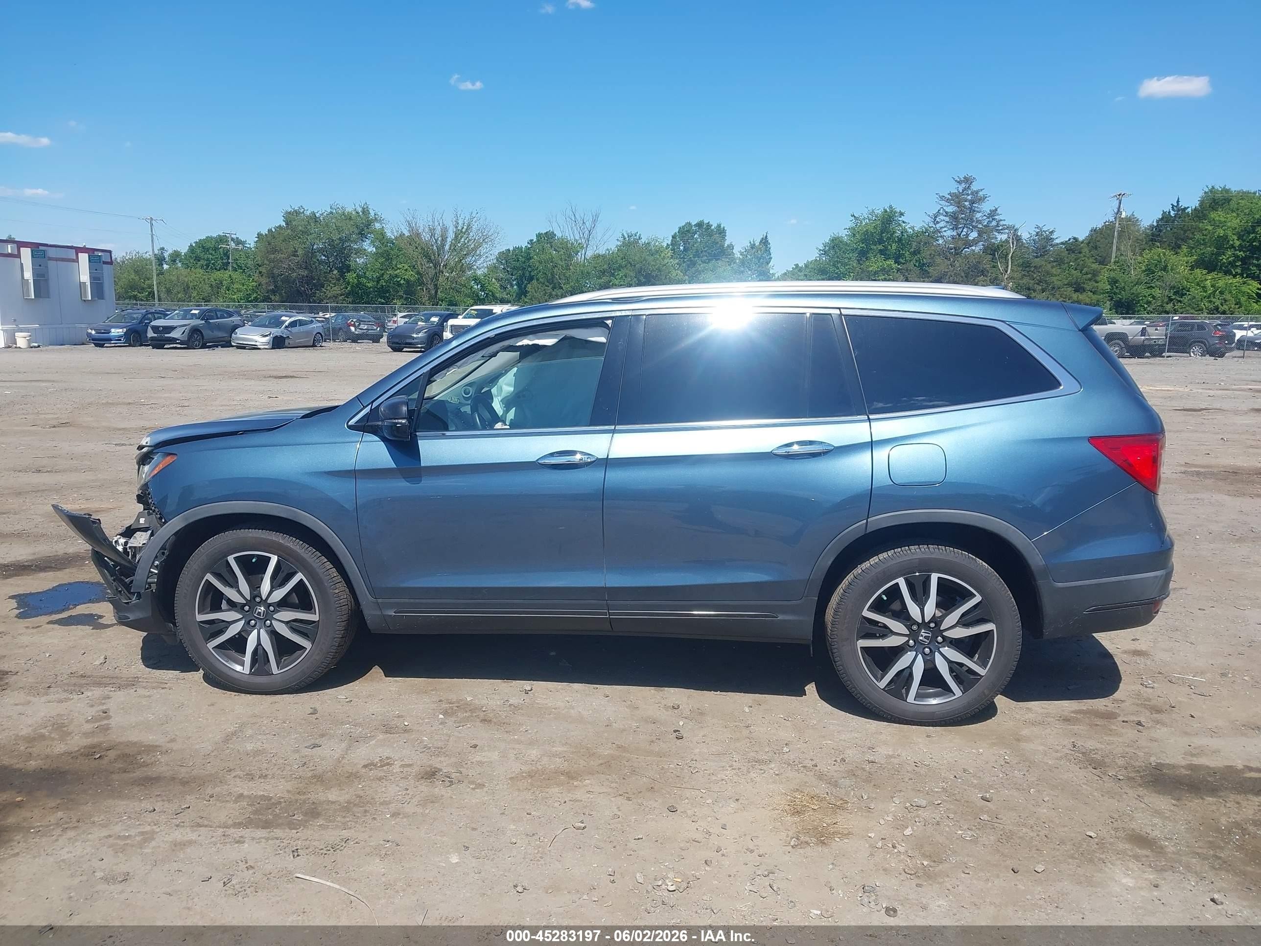 2021 Honda Pilot Awd Touring 8 Passenger Синий vin: 5FNYF6H90MB055630