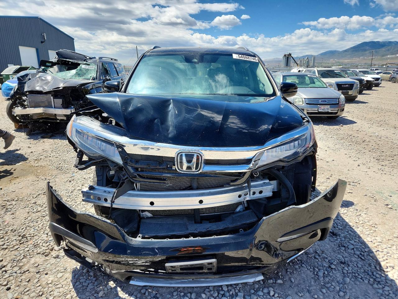 2019 Honda Pilot Touring Black vin: 5FNYF6H92KB004739