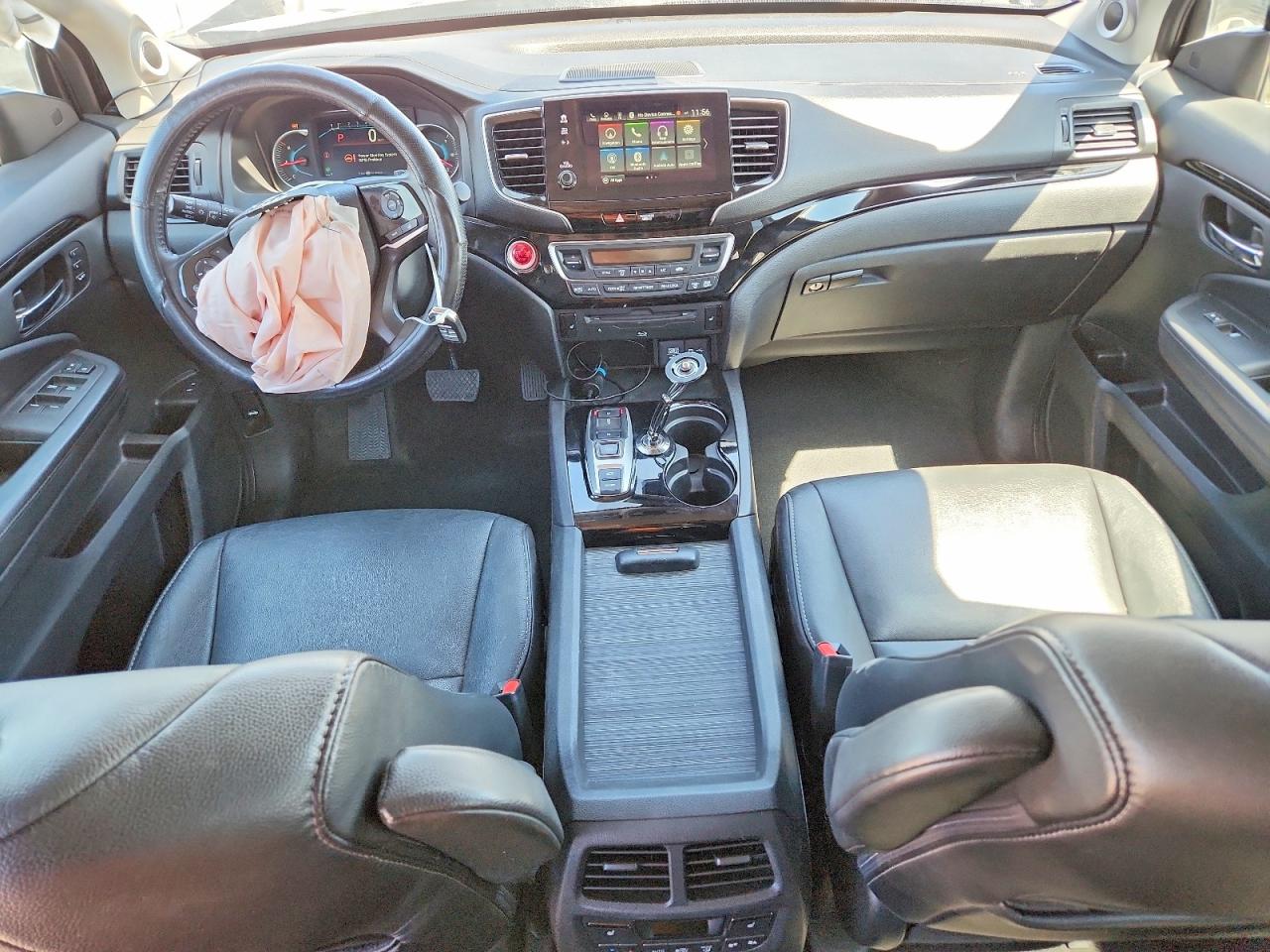2019 Honda Pilot Touring Black vin: 5FNYF6H92KB004739