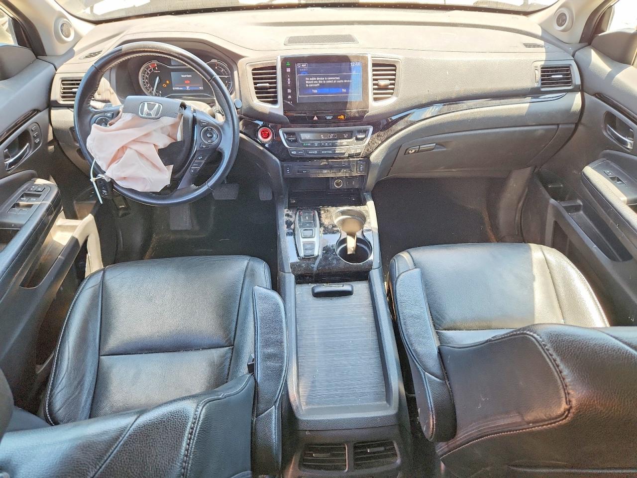 2016 Honda Pilot Touring Черный vin: 5FNYF6H93GB095074