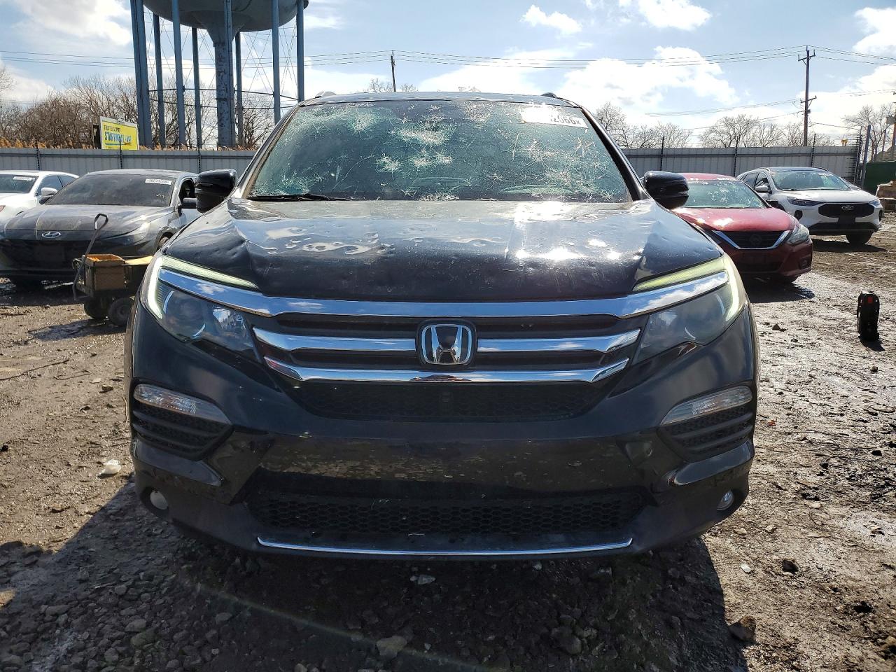 2018 Honda Pilot Touring Black vin: 5FNYF6H95JB051326