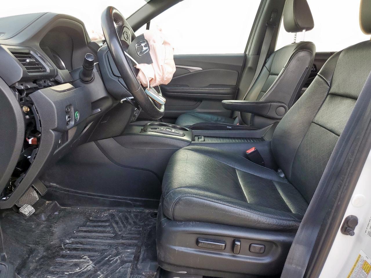 2020 Honda Passport Exl White vin: 5FNYF7H50LB004226