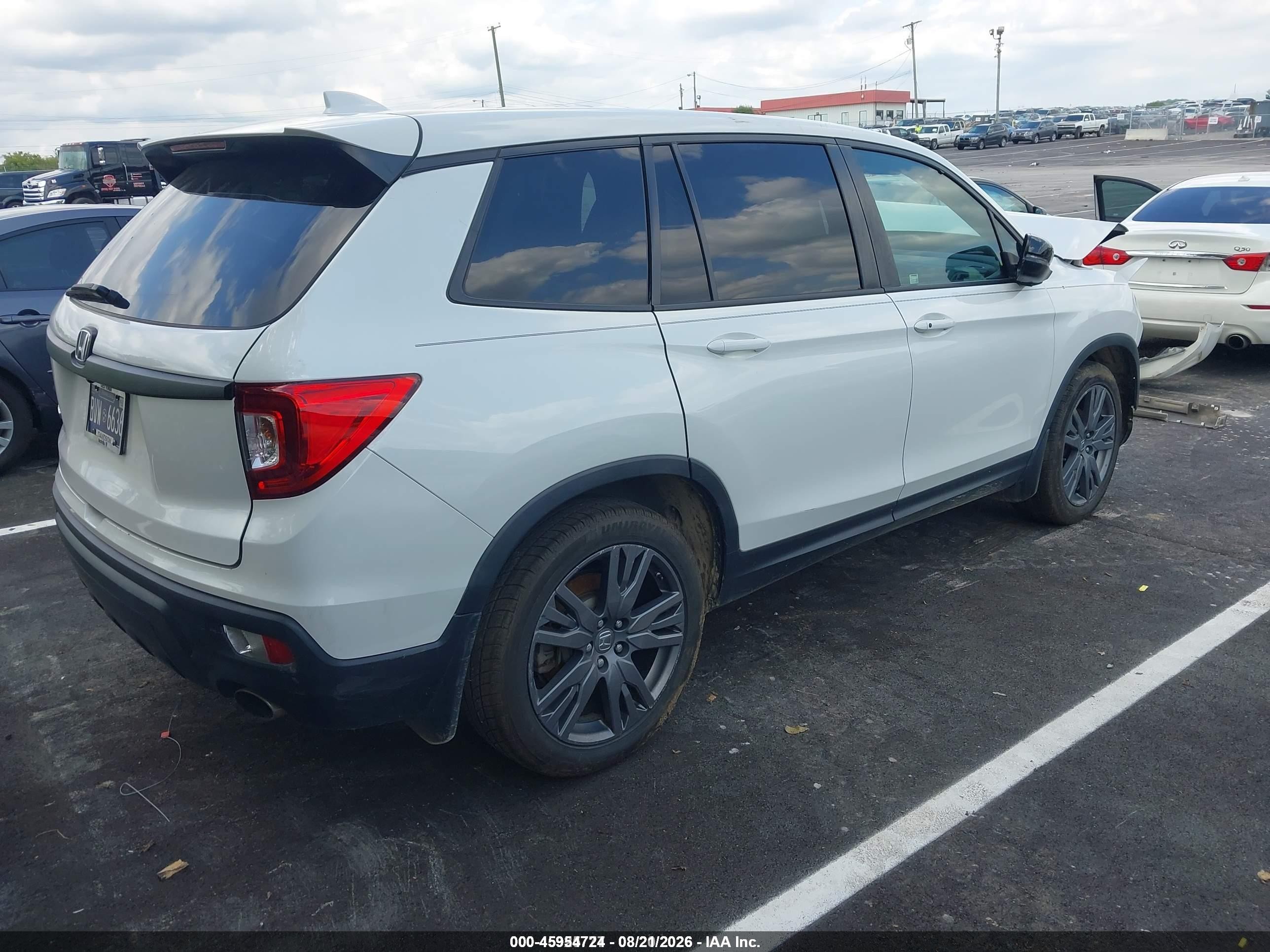 2021 Honda Passport 2wd Ex-l White vin: 5FNYF7H51MB004155