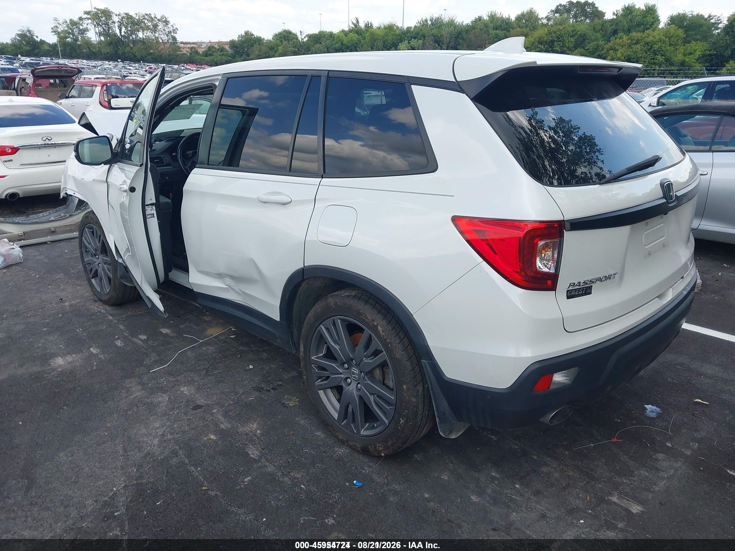 2021 Honda Passport 2wd Ex-l White vin: 5FNYF7H51MB004155
