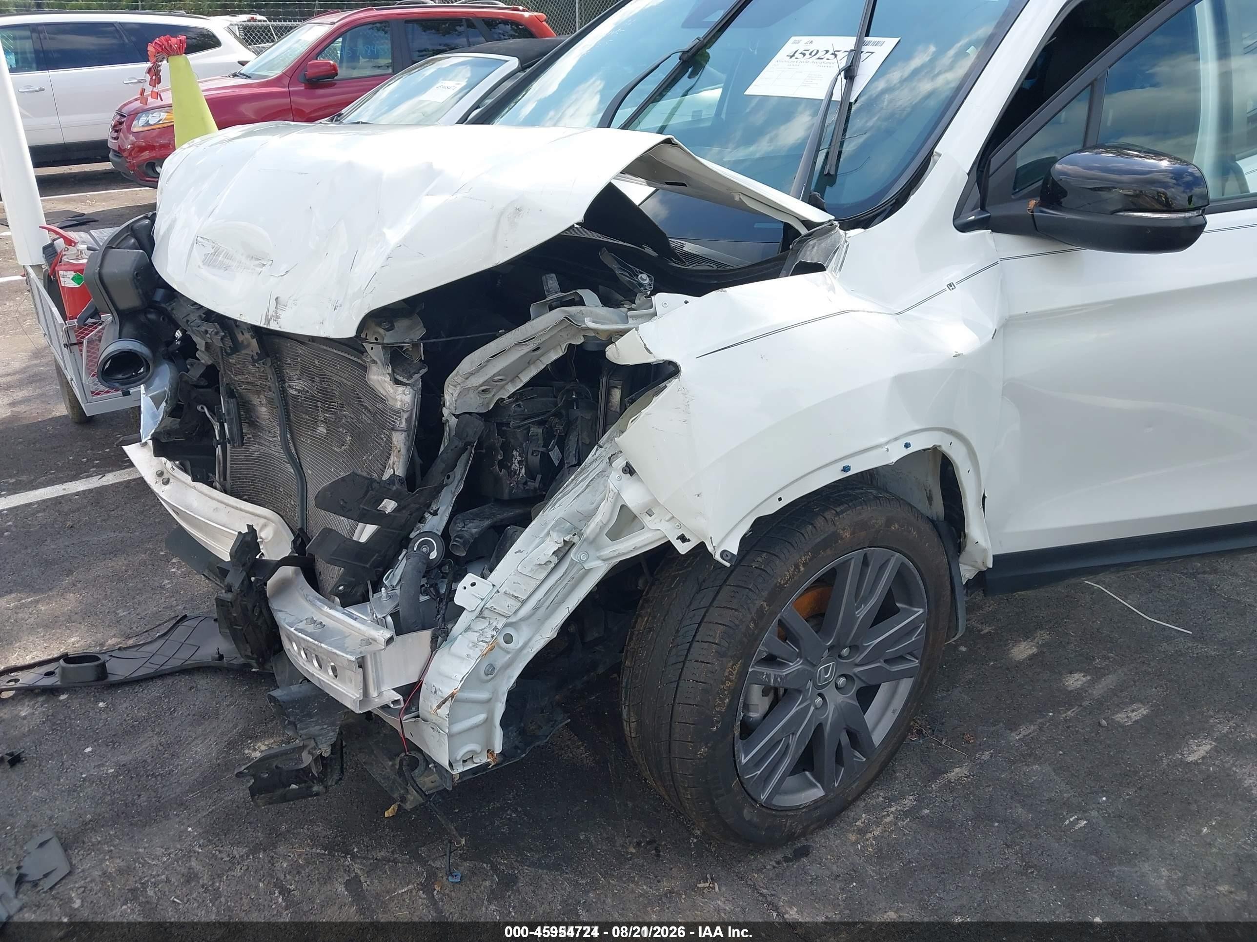 2021 Honda Passport 2wd Ex-l White vin: 5FNYF7H51MB004155