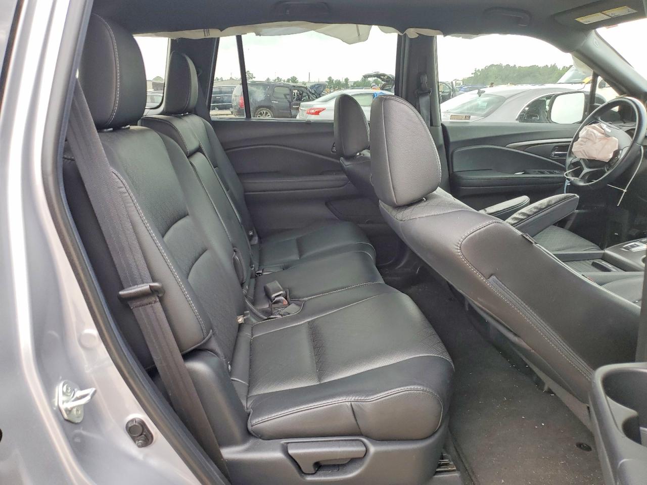 2021 Honda Passport Exl Silver vin: 5FNYF7H51MB011431