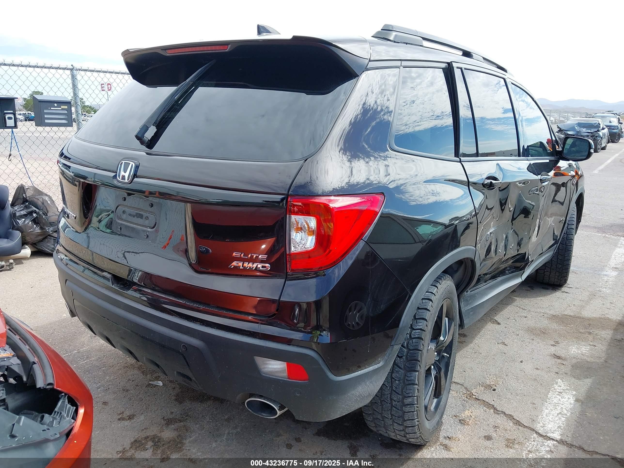 2020 Honda Passport Awd Elite Черный vin: 5FNYF8H00LB003152
