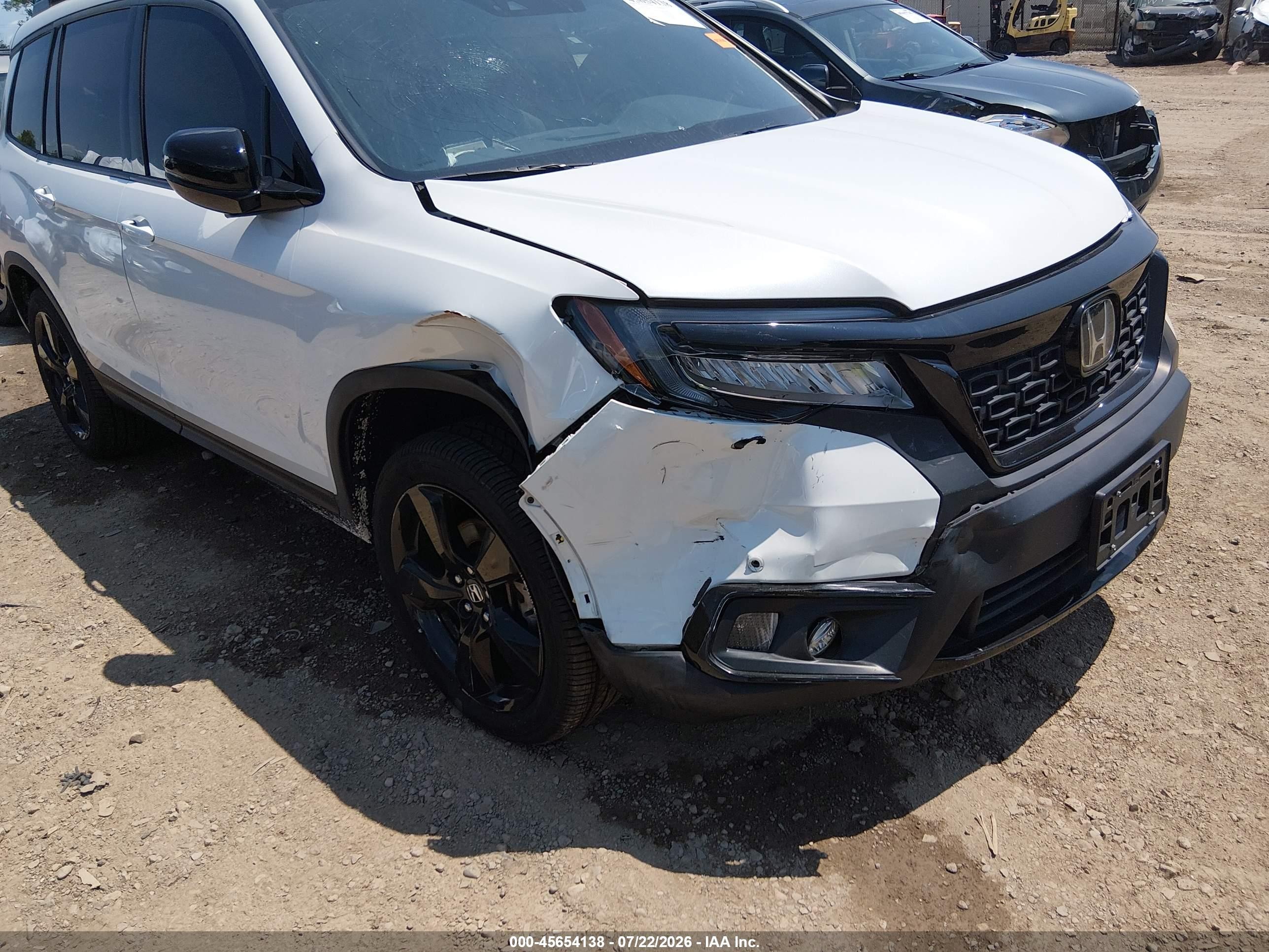 2020 Honda Passport Awd Elite White vin: 5FNYF8H02LB002892