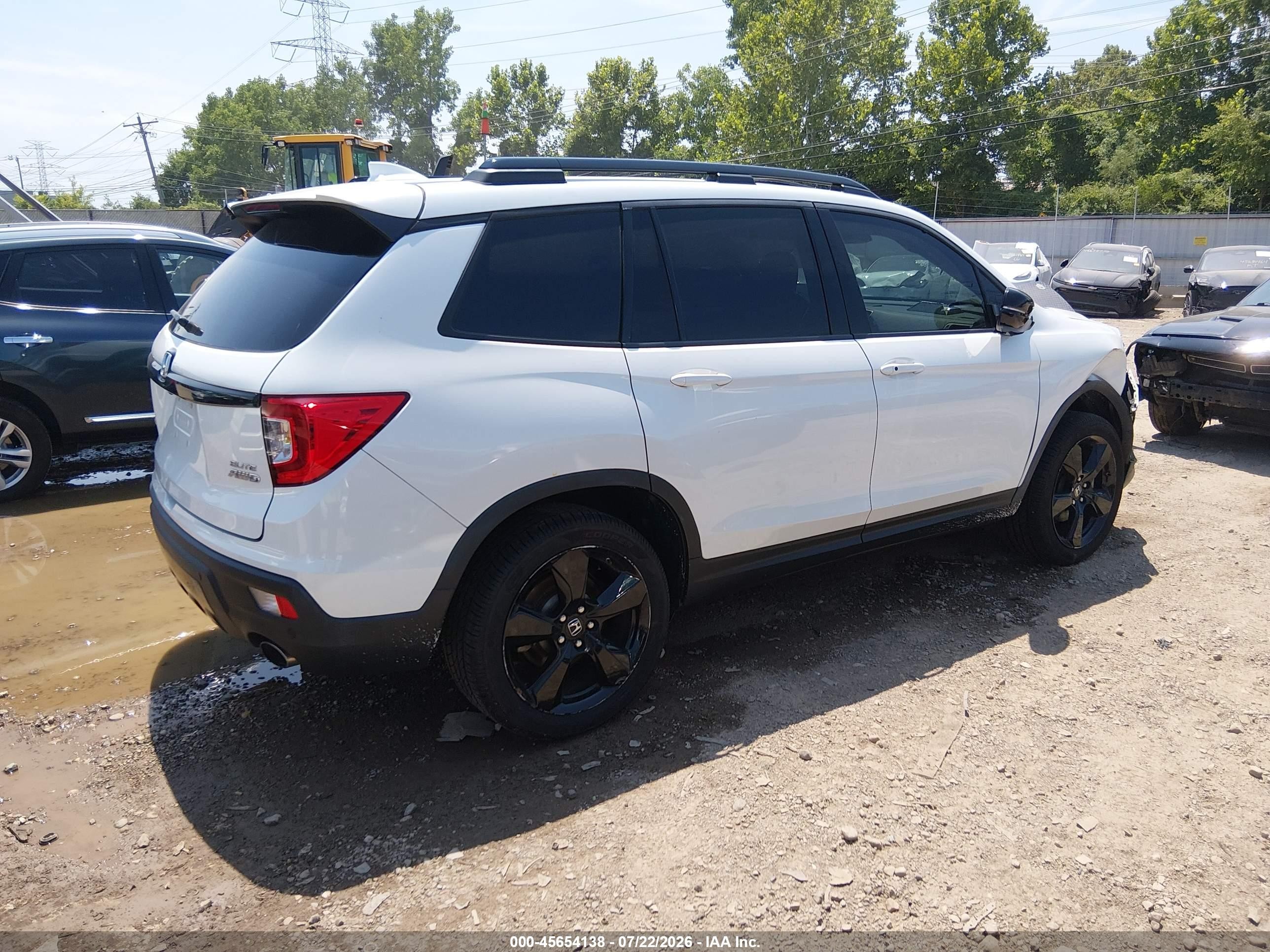 2020 Honda Passport Awd Elite White vin: 5FNYF8H02LB002892