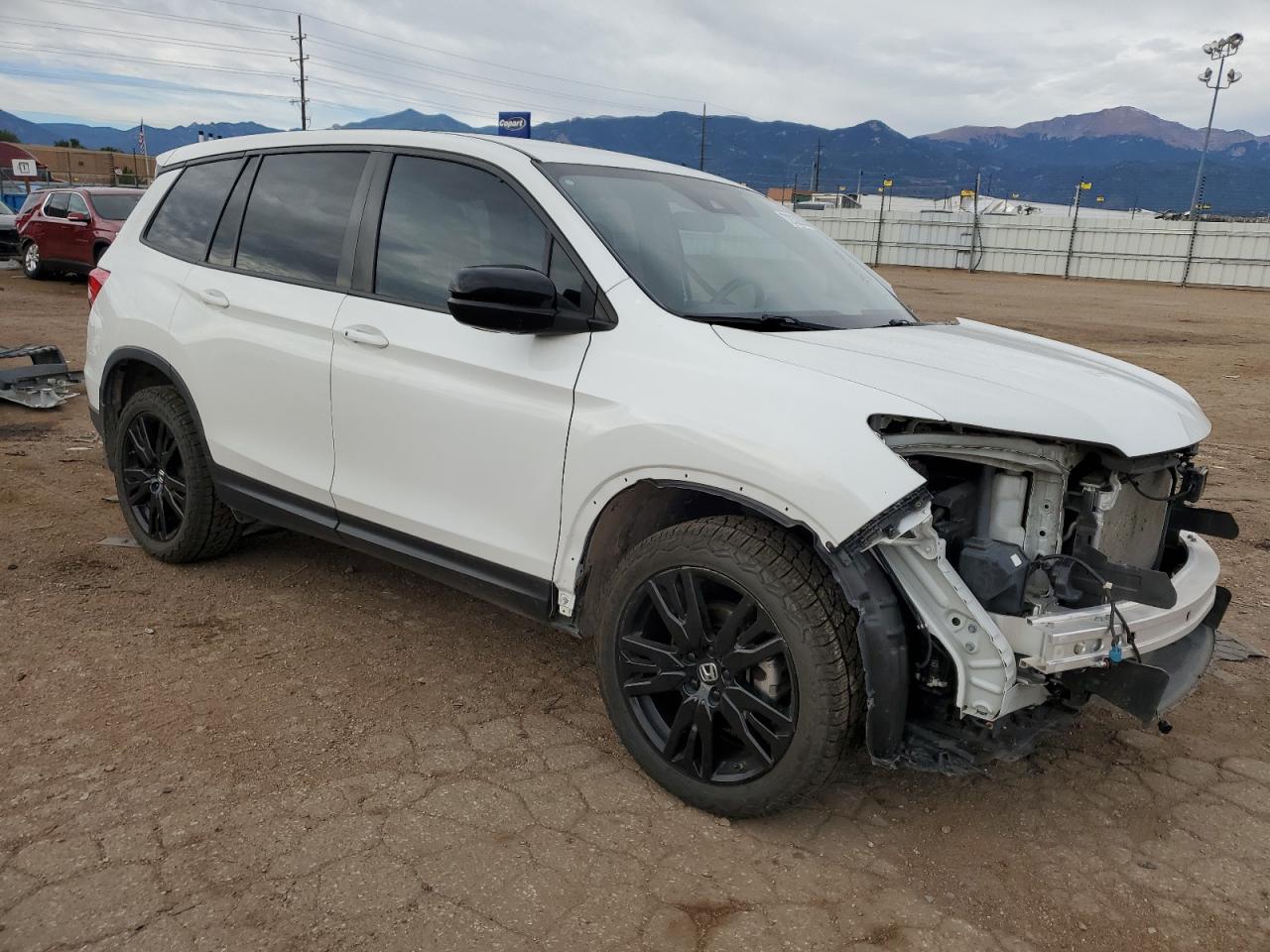 2021 Honda Passport Sport Белый vin: 5FNYF8H25MB001089