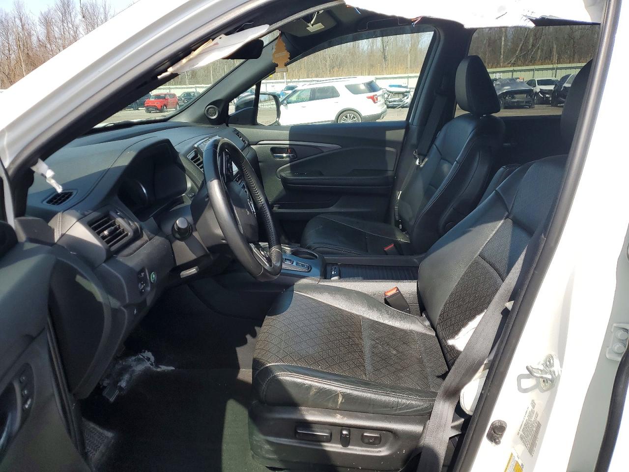 2021 Honda Passport Exl White vin: 5FNYF8H58MB011075