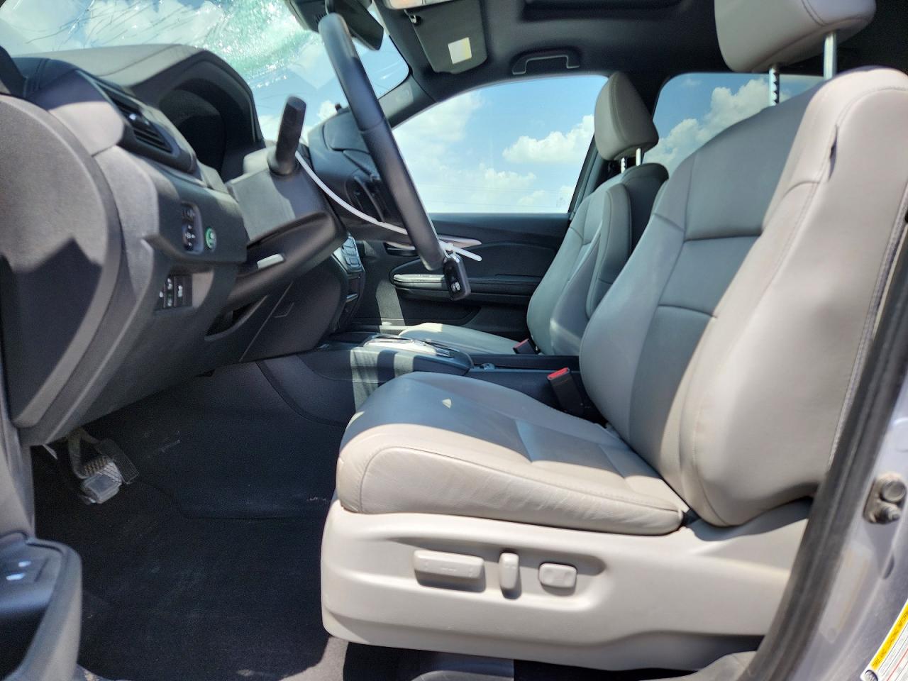2022 Honda Passport Exl Silver vin: 5FNYF8H59NB027724