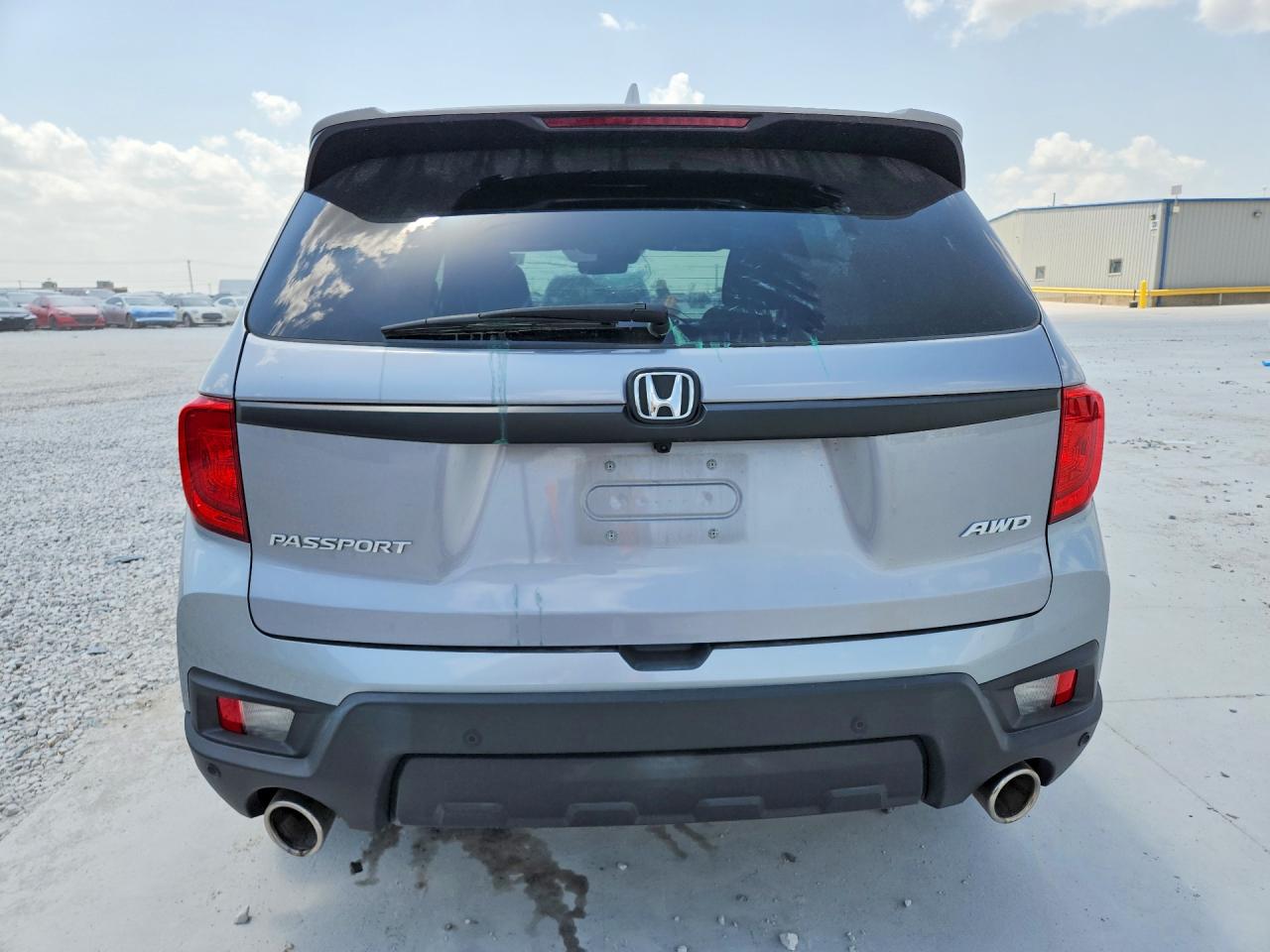 2022 Honda Passport Exl Silver vin: 5FNYF8H59NB027724