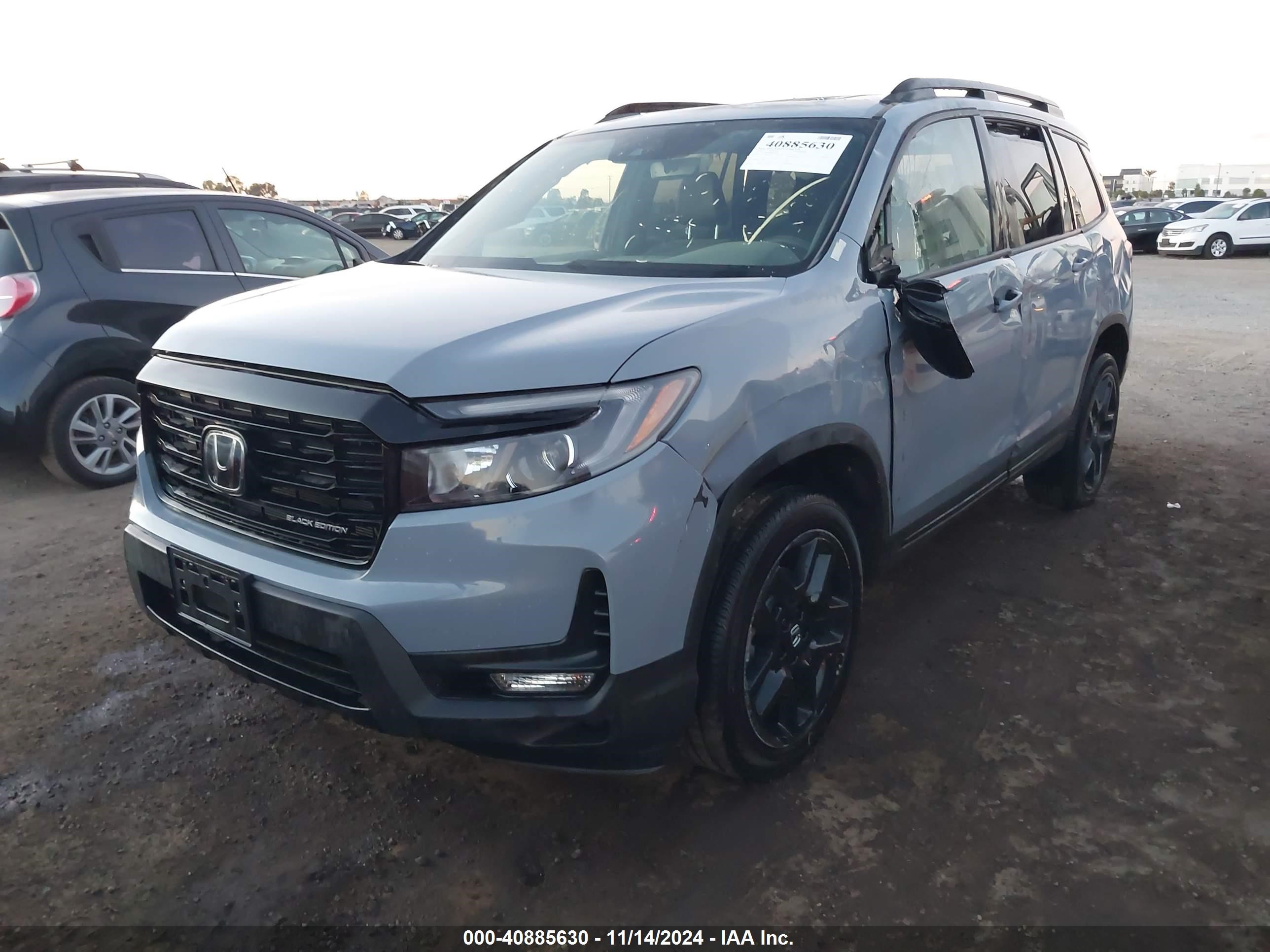2024 Honda Passport Awd Black Gray vin: 5FNYF8H84RB009762