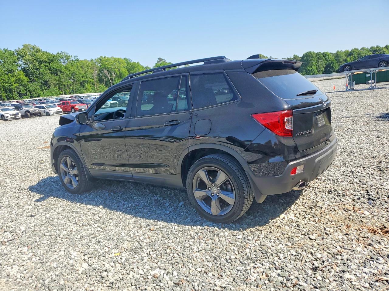 2021 Honda Passport Touring Black vin: 5FNYF8H94MB041046