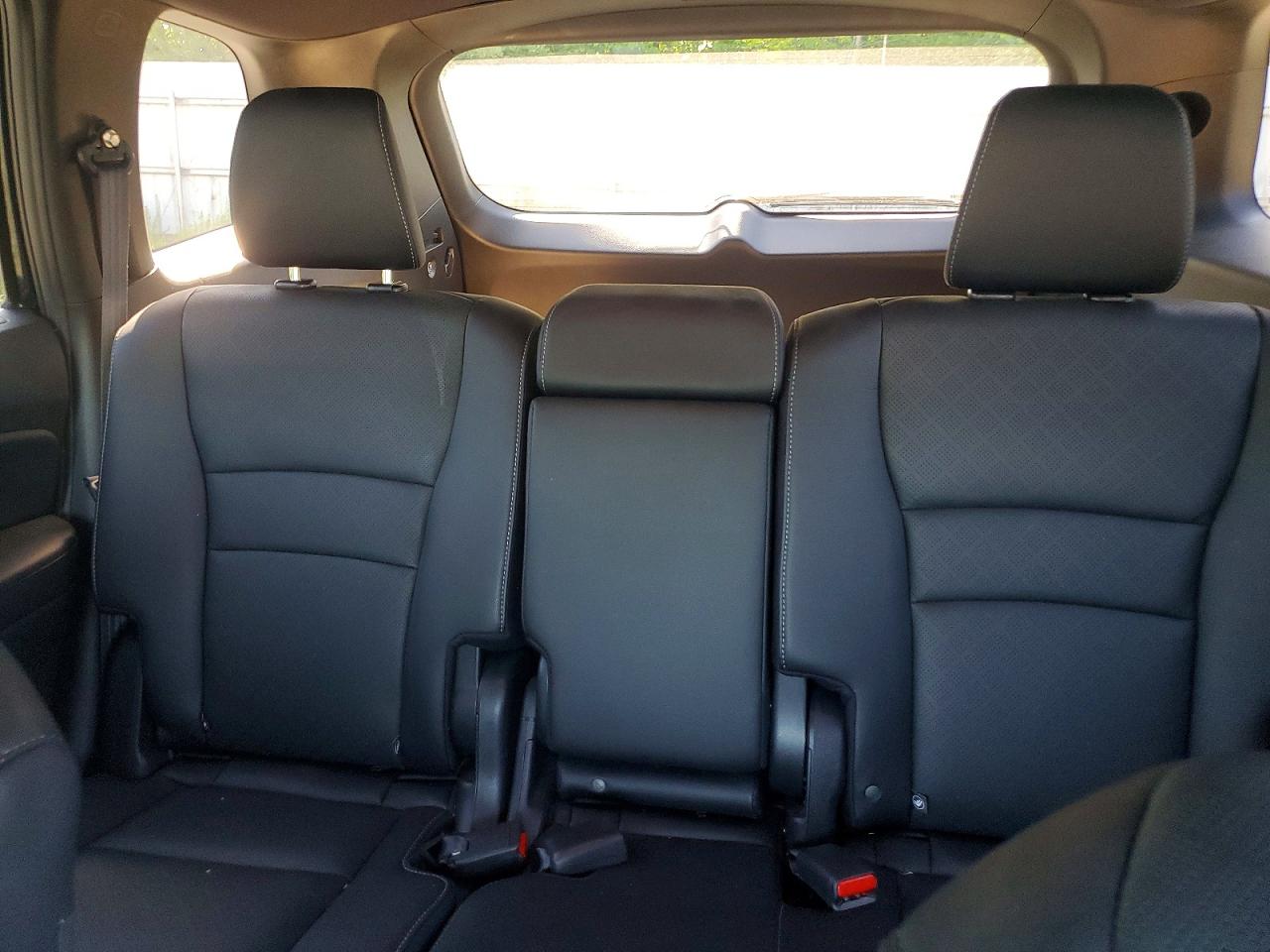 2021 Honda Passport Touring Black vin: 5FNYF8H94MB041046