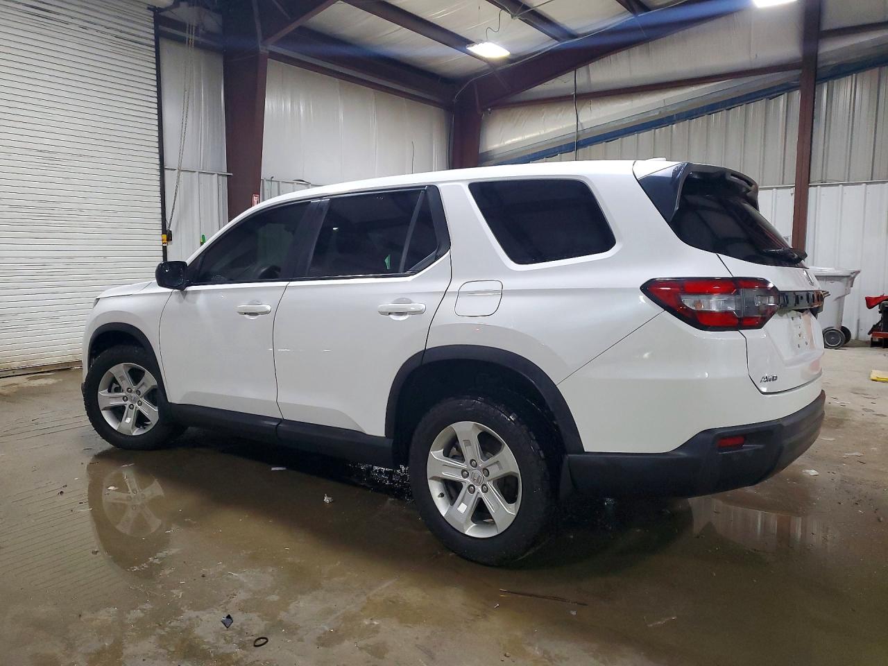 2023 Honda Pilot Lx Белый vin: 5FNYG1H26PB021036