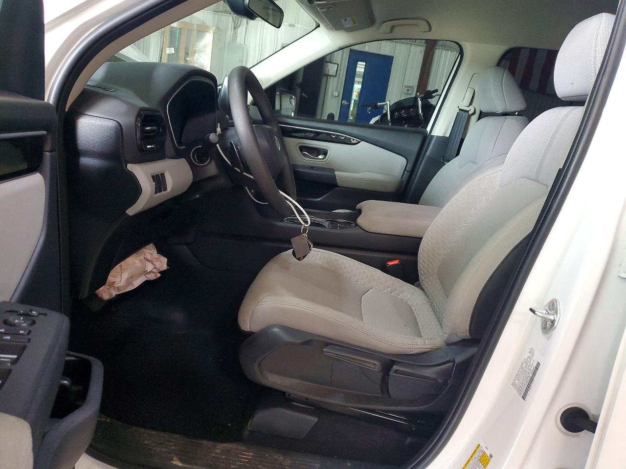 2023 Honda Pilot Lx Белый vin: 5FNYG1H26PB021036