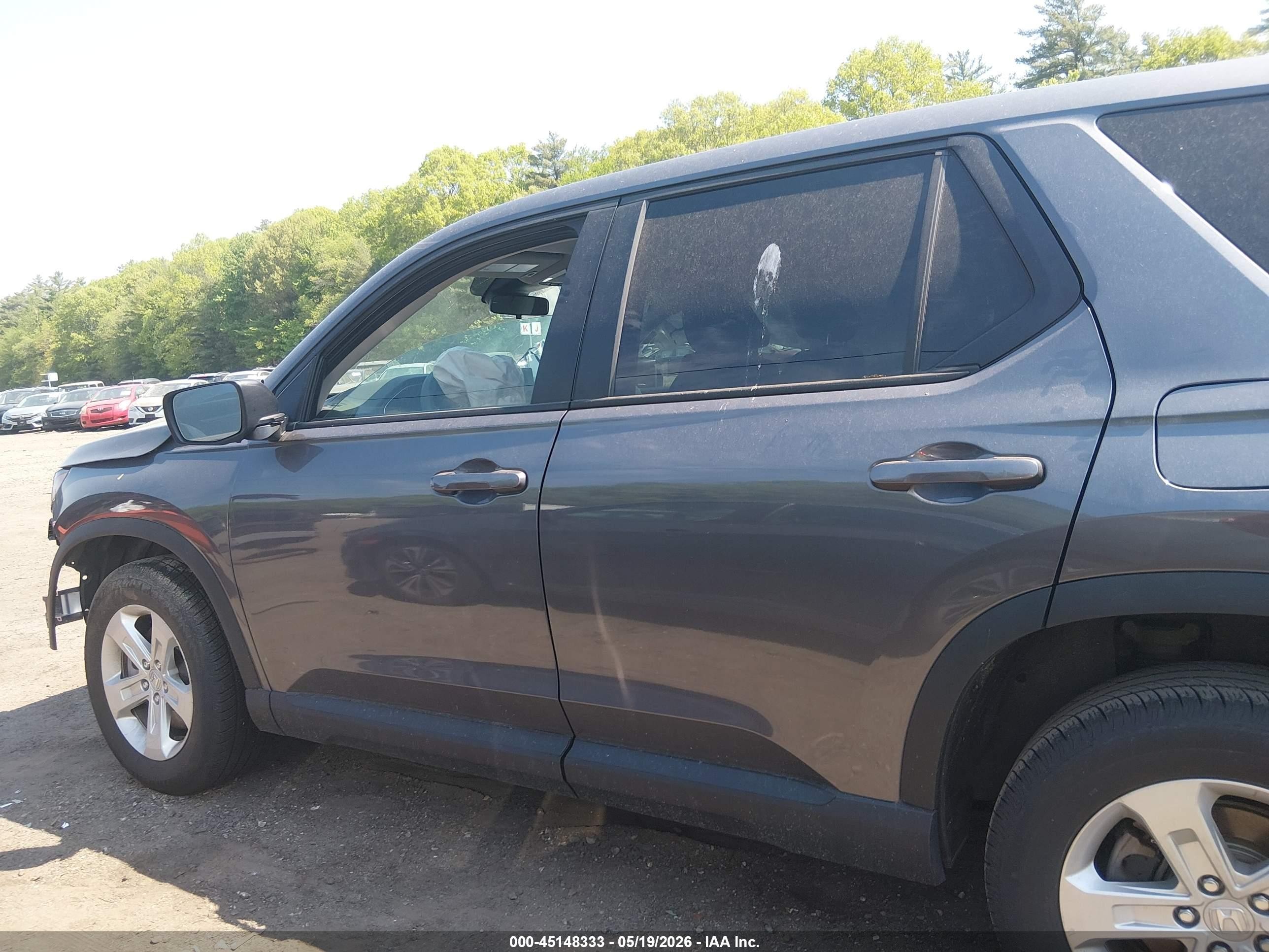 2023 Honda Pilot Awd Lx Gray vin: 5FNYG1H28PB020714