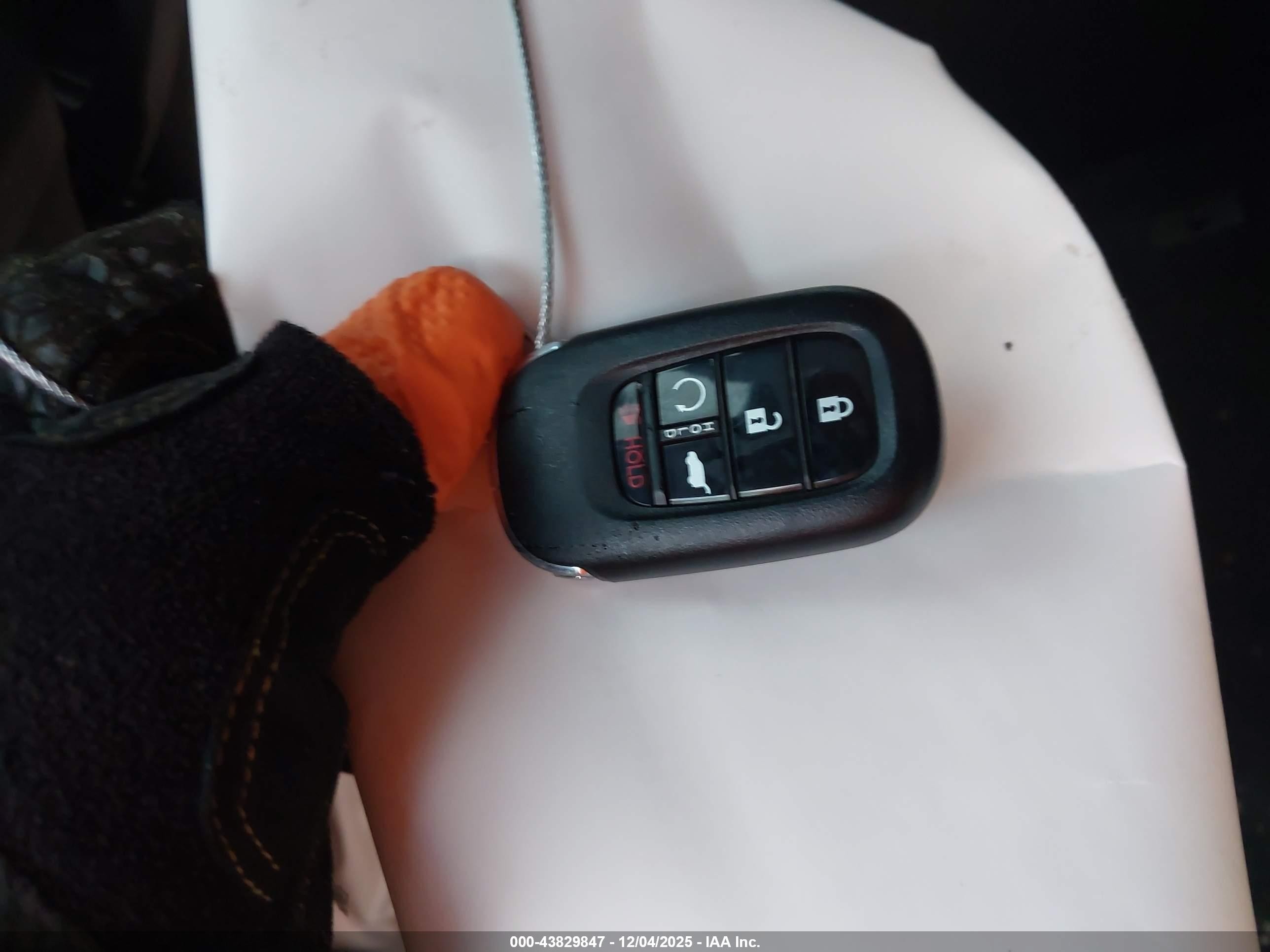 2025 Honda Pilot Trailsport Gray vin: 5FNYG1H64SB155569