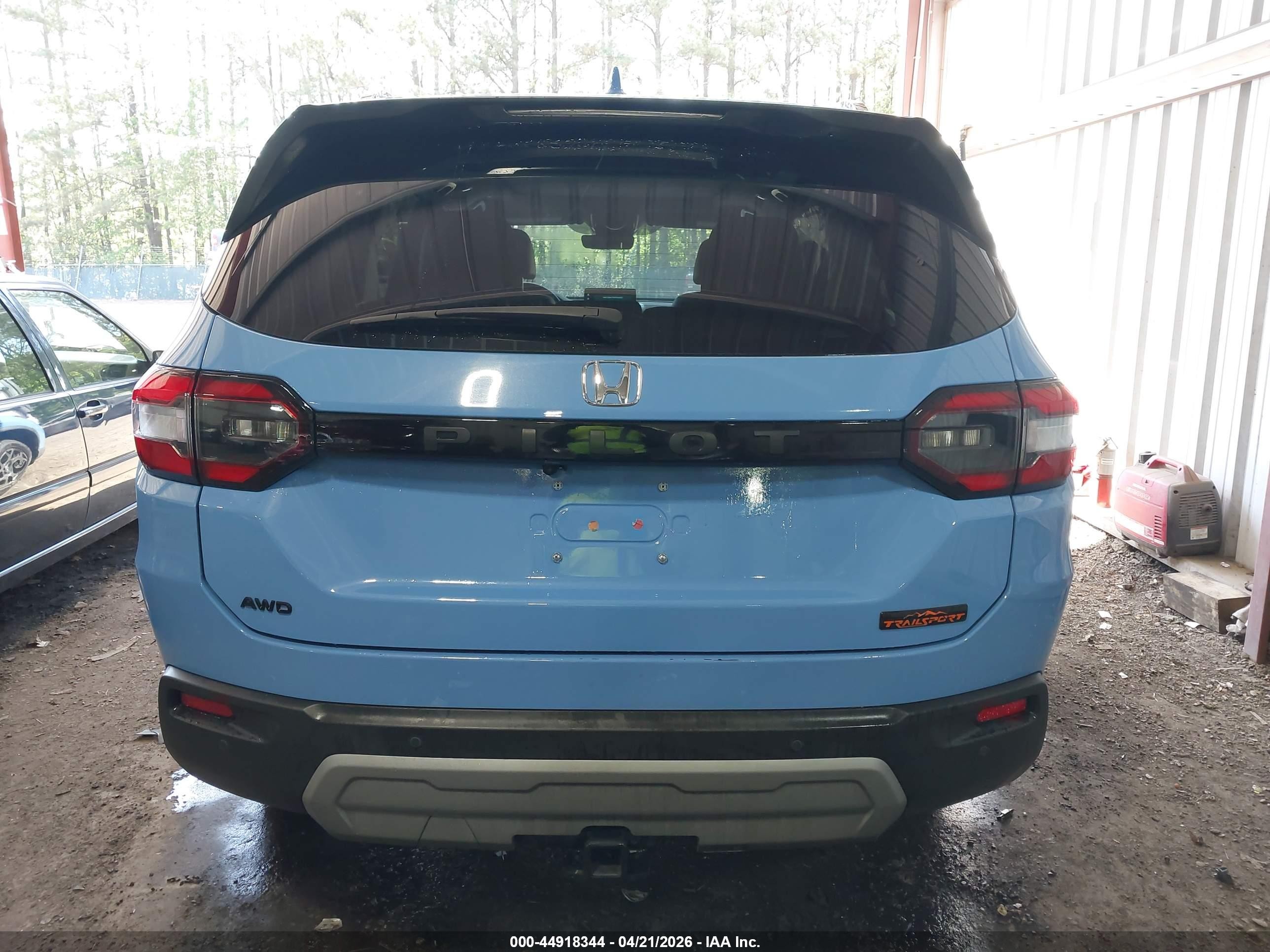 2025 Honda Pilot Trailsport Синий vin: 5FNYG1H66SB028337