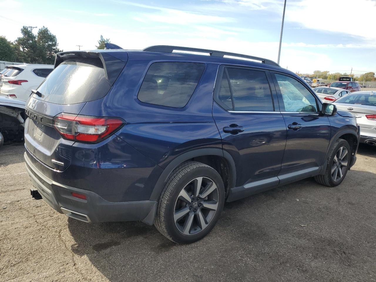 2024 Honda Pilot Touring Синий vin: 5FNYG1H71RB015532