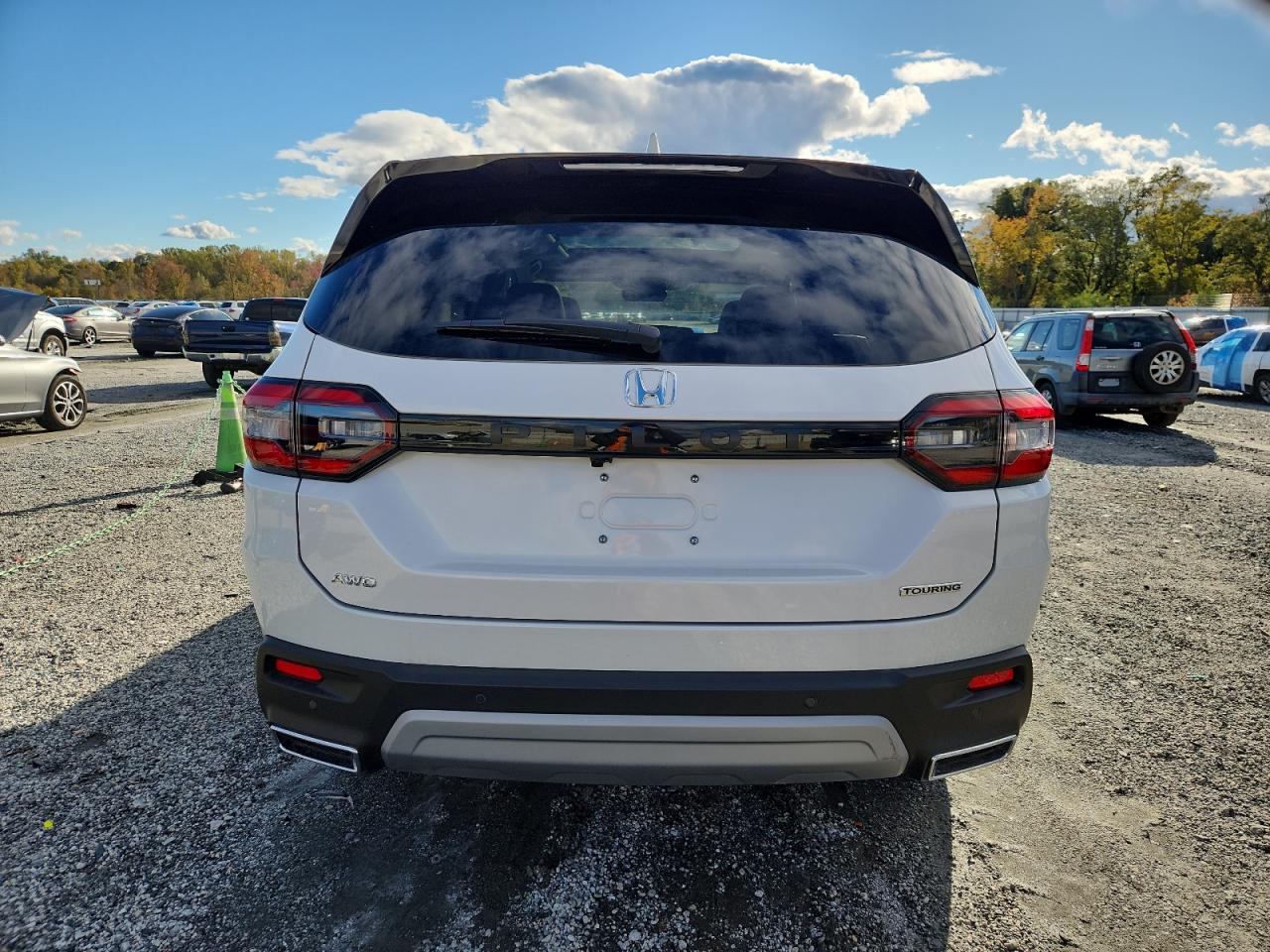 2025 Honda Pilot Touring Белый vin: 5FNYG1H72SB131215