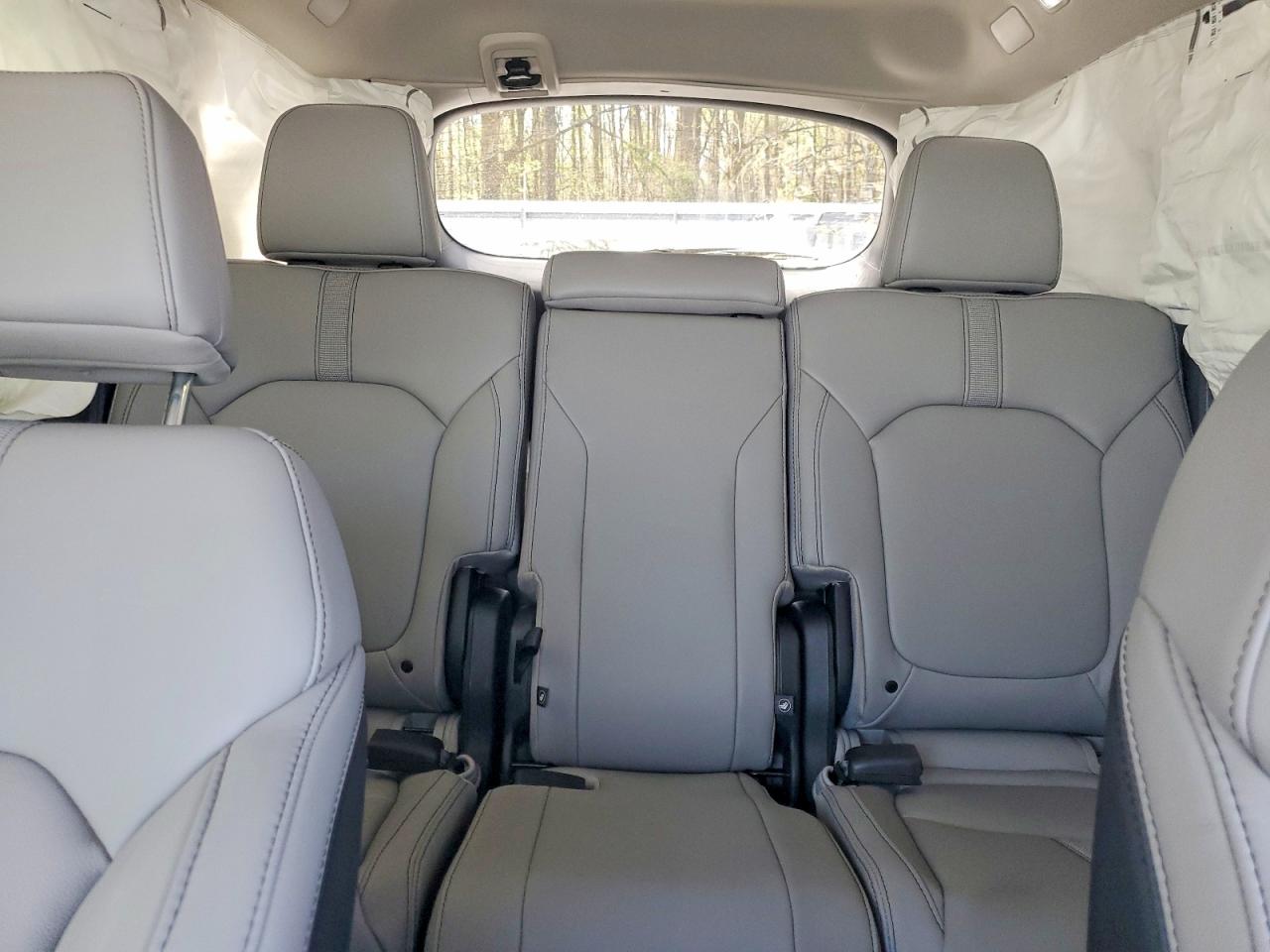 2025 Honda Pilot Touring Silver vin: 5FNYG1H77SB178272