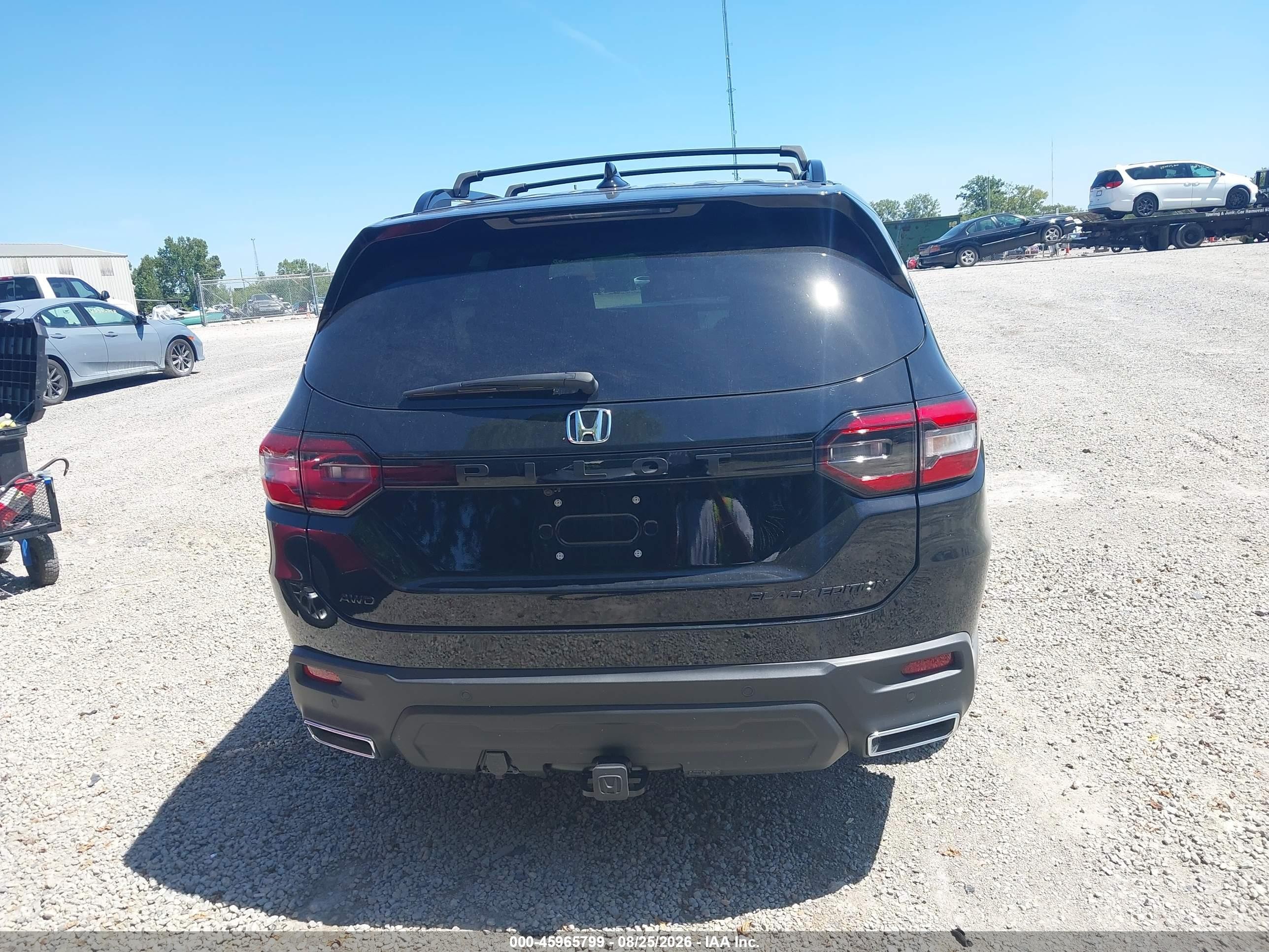 2025 Honda Pilot Black Edition Черный vin: 5FNYG1H91SB146113