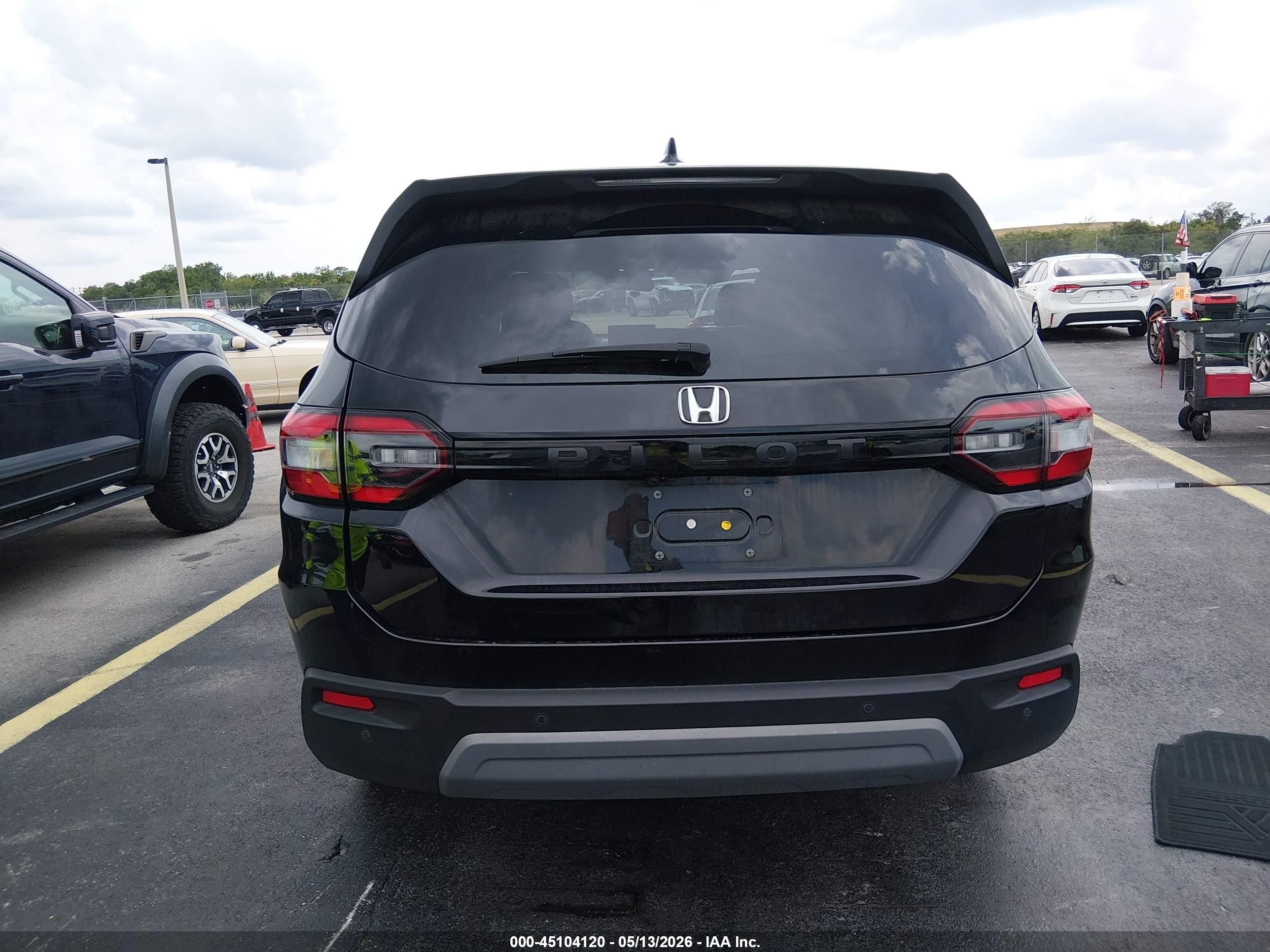 2025 Honda Pilot Ex-l Черный vin: 5FNYG2H4XSB003039