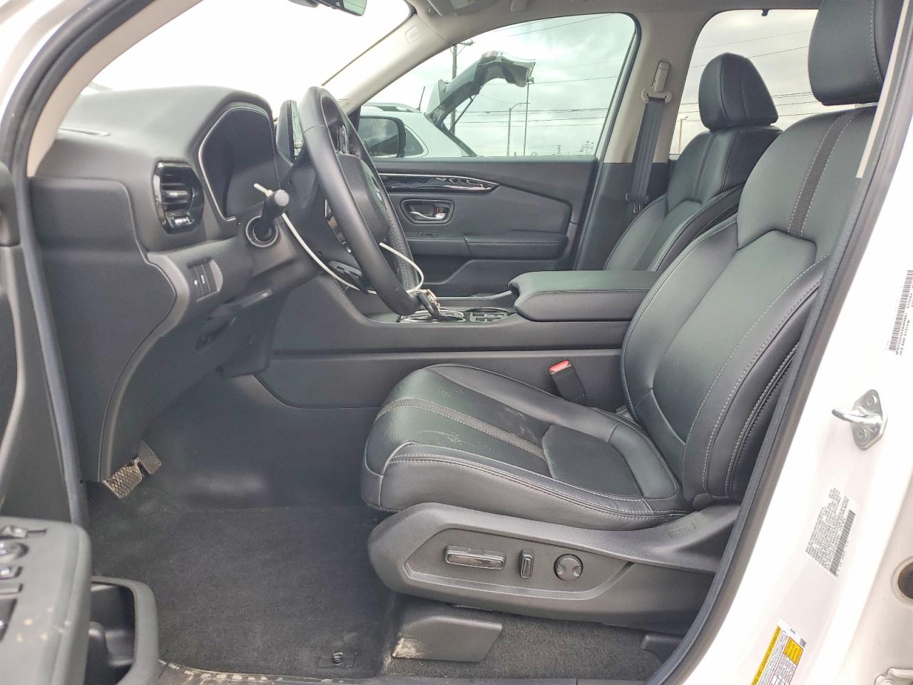 2025 Honda Pilot Exl White vin: 5FNYG2H4XSB005891