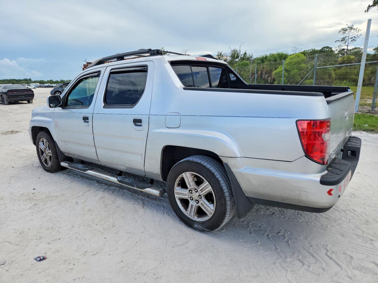 2009 Honda Ridgeline Rtl Silver vin: 5FPYK16589B108880