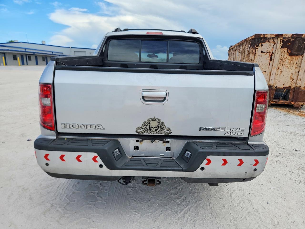 2009 Honda Ridgeline Rtl Silver vin: 5FPYK16589B108880