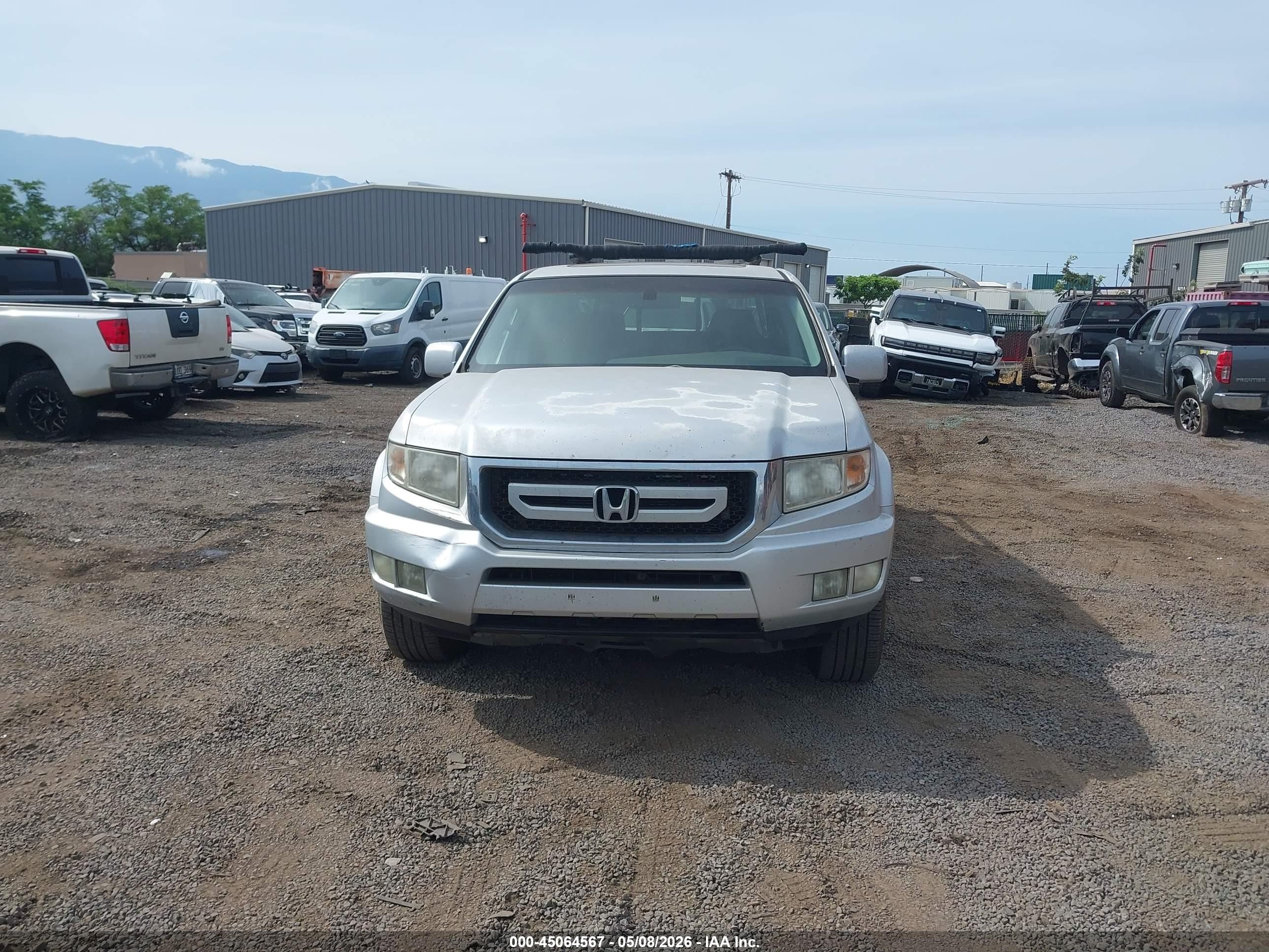 2009 Honda Ridgeline Rtl Silver vin: 5FPYK165X9B106998