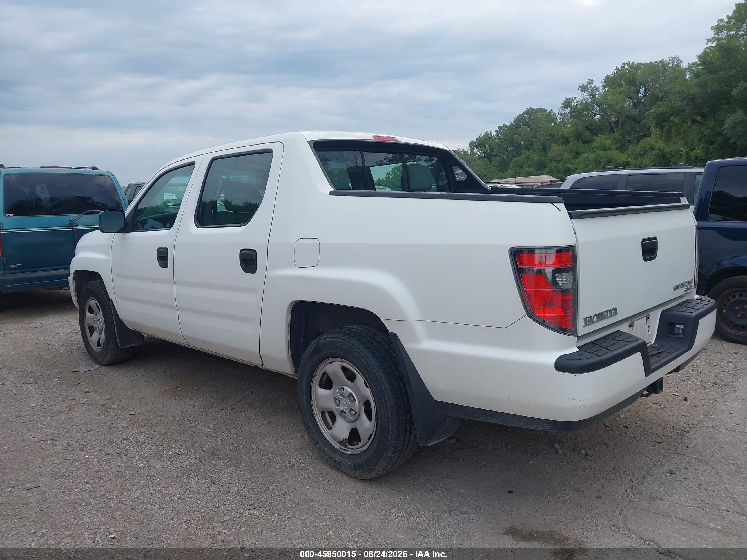 2012 Honda Ridgeline Rt White vin: 5FPYK1F20CB003733