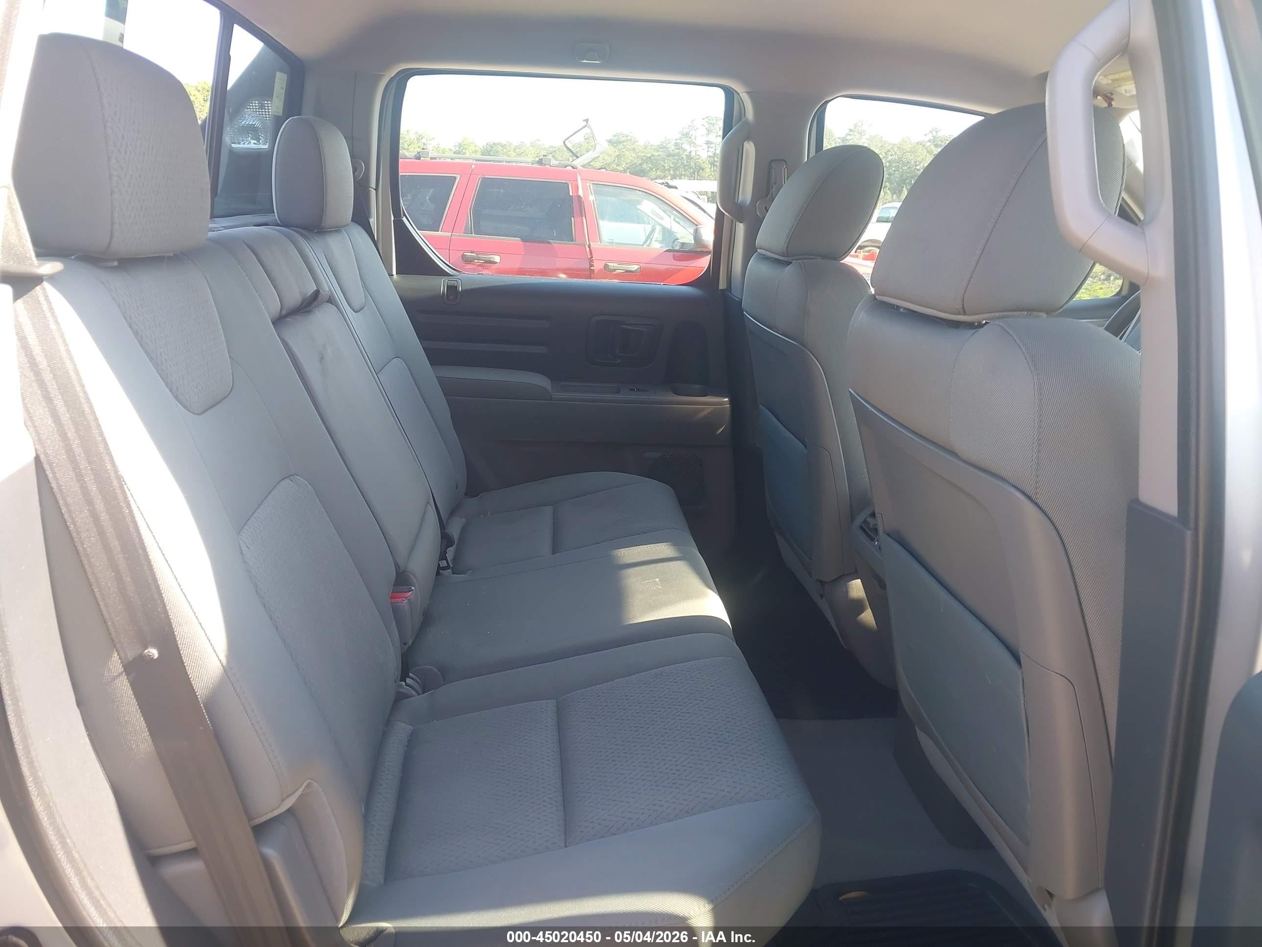 2013 Honda Ridgeline Rt Silver vin: 5FPYK1F20DB017536
