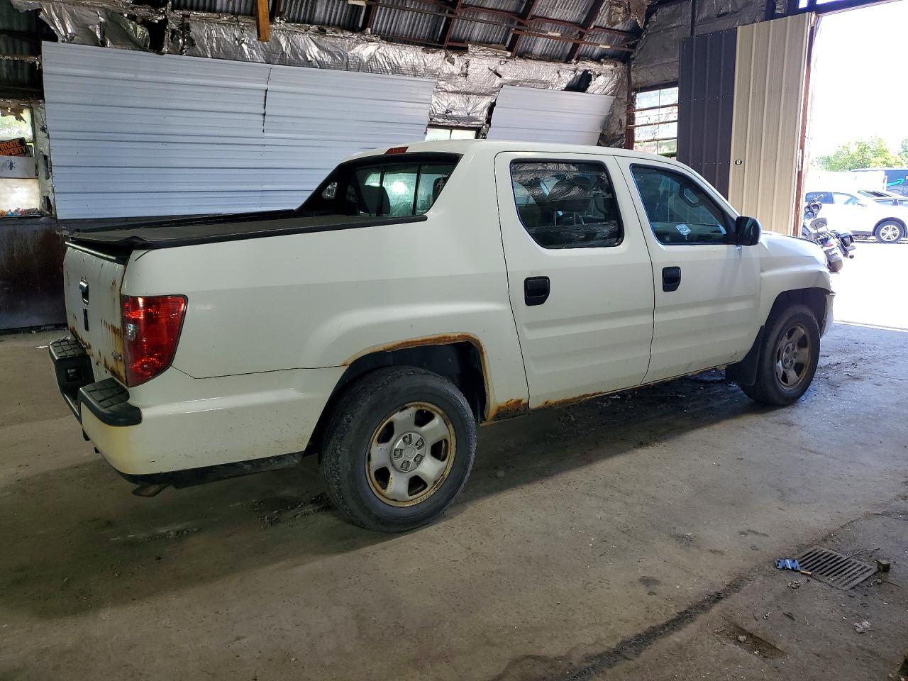 2010 Honda Ridgeline Rt White vin: 5FPYK1F26AB005970