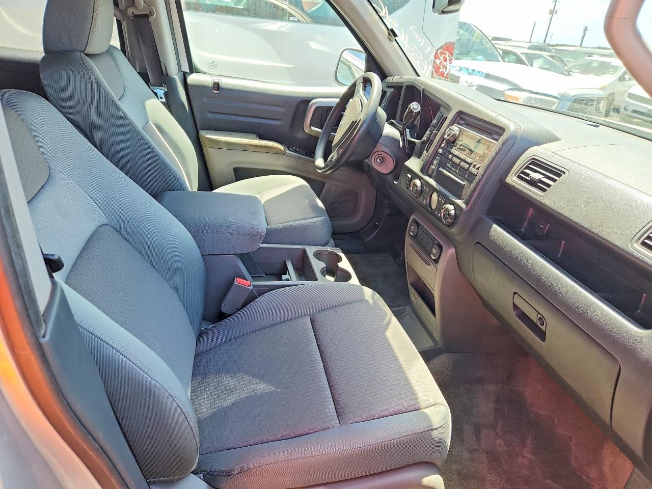 2013 Honda Ridgeline Sport Silver vin: 5FPYK1F45DB017274