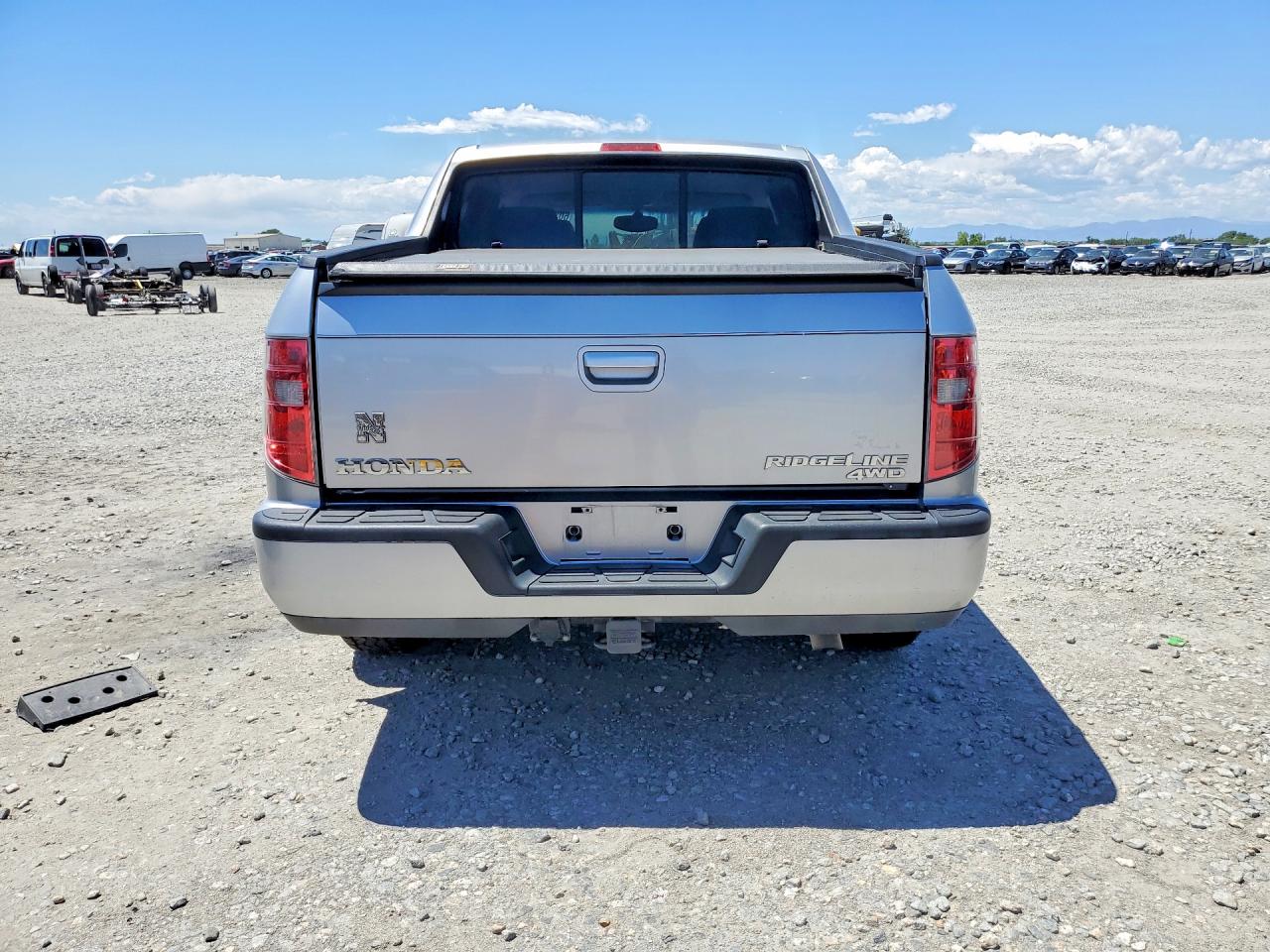 2010 Honda Ridgeline Rts Silver vin: 5FPYK1F46AB003458