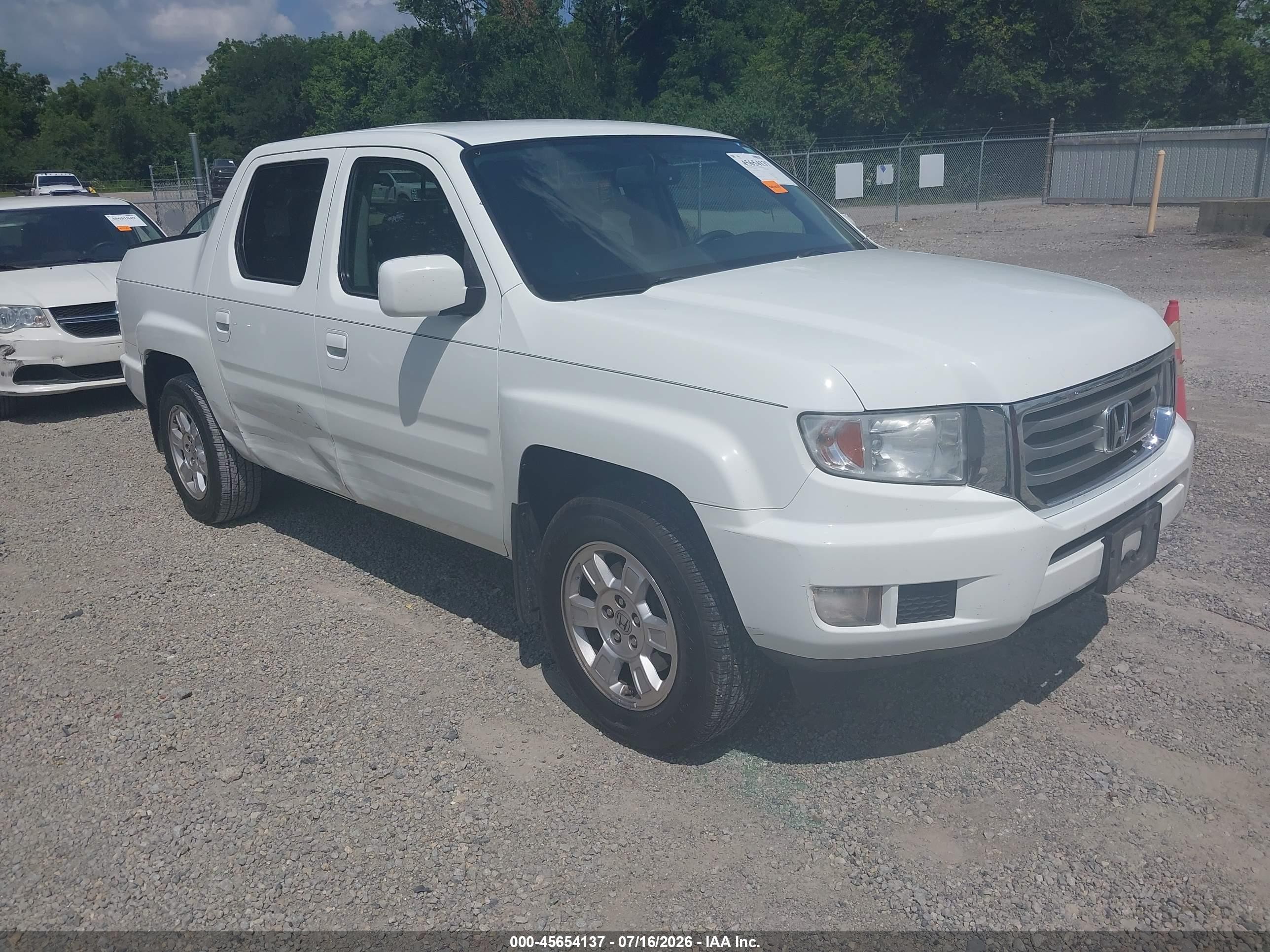 2013 Honda Ridgeline Rts White vin: 5FPYK1F46DB001634