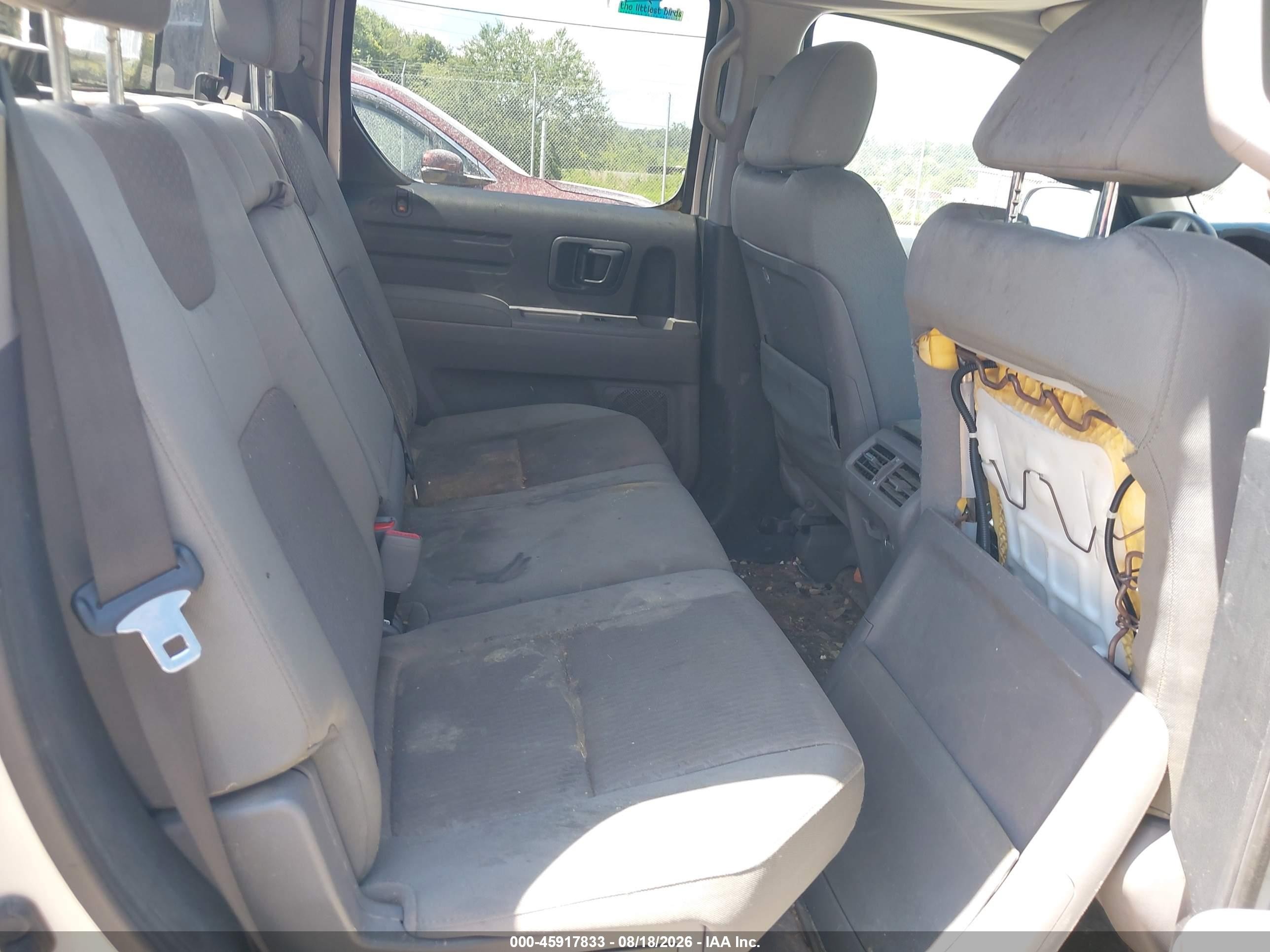 2011 Honda Ridgeline Rts Silver vin: 5FPYK1F47BB005978