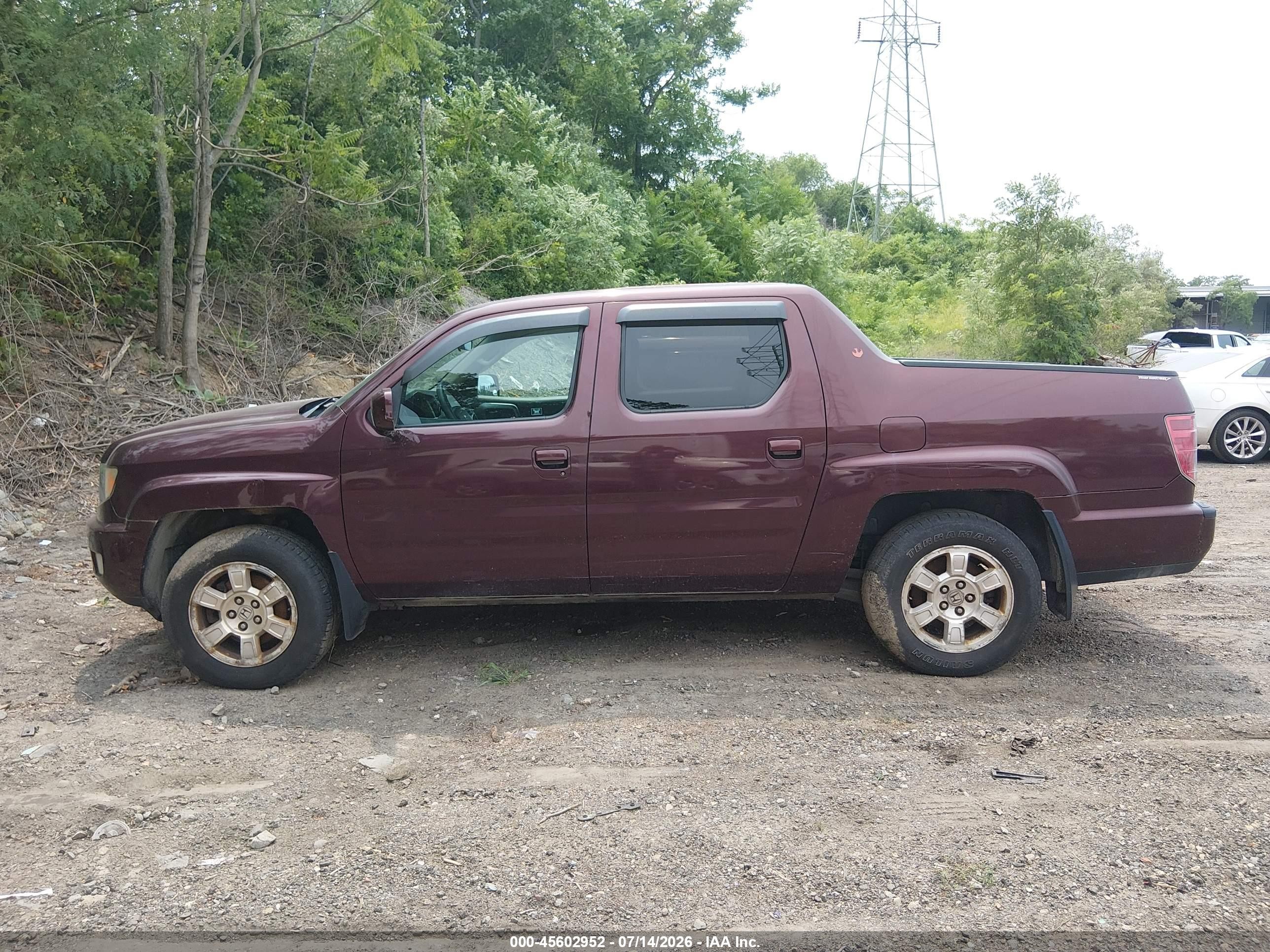 2011 Honda Ridgeline Rts Burgundy vin: 5FPYK1F49BB005626