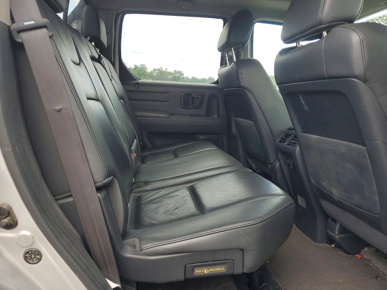 2013 Honda Ridgeline Silver vin: 5FPYK1F50DB012007