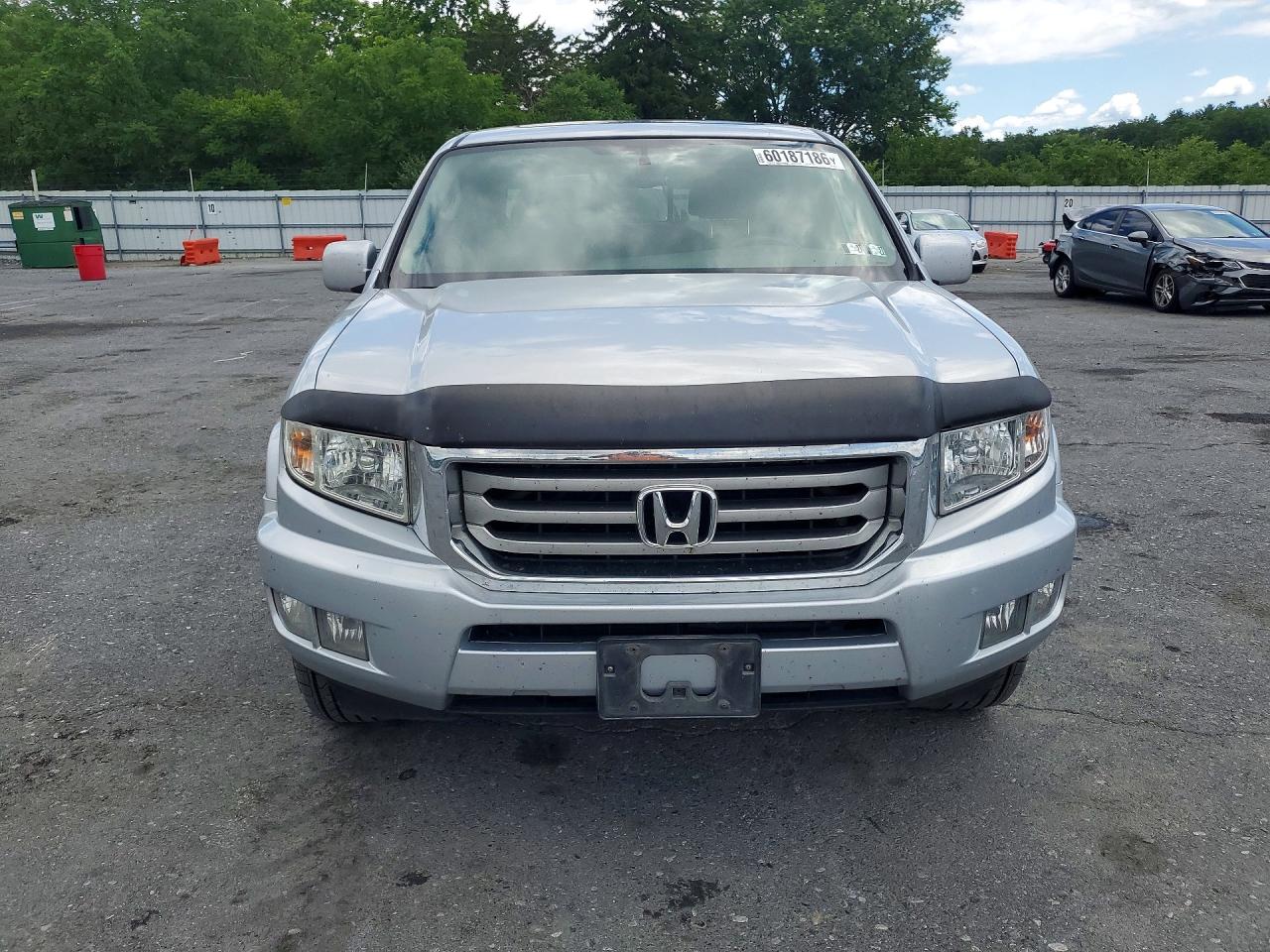 2013 Honda Ridgeline Silver vin: 5FPYK1F50DB012007