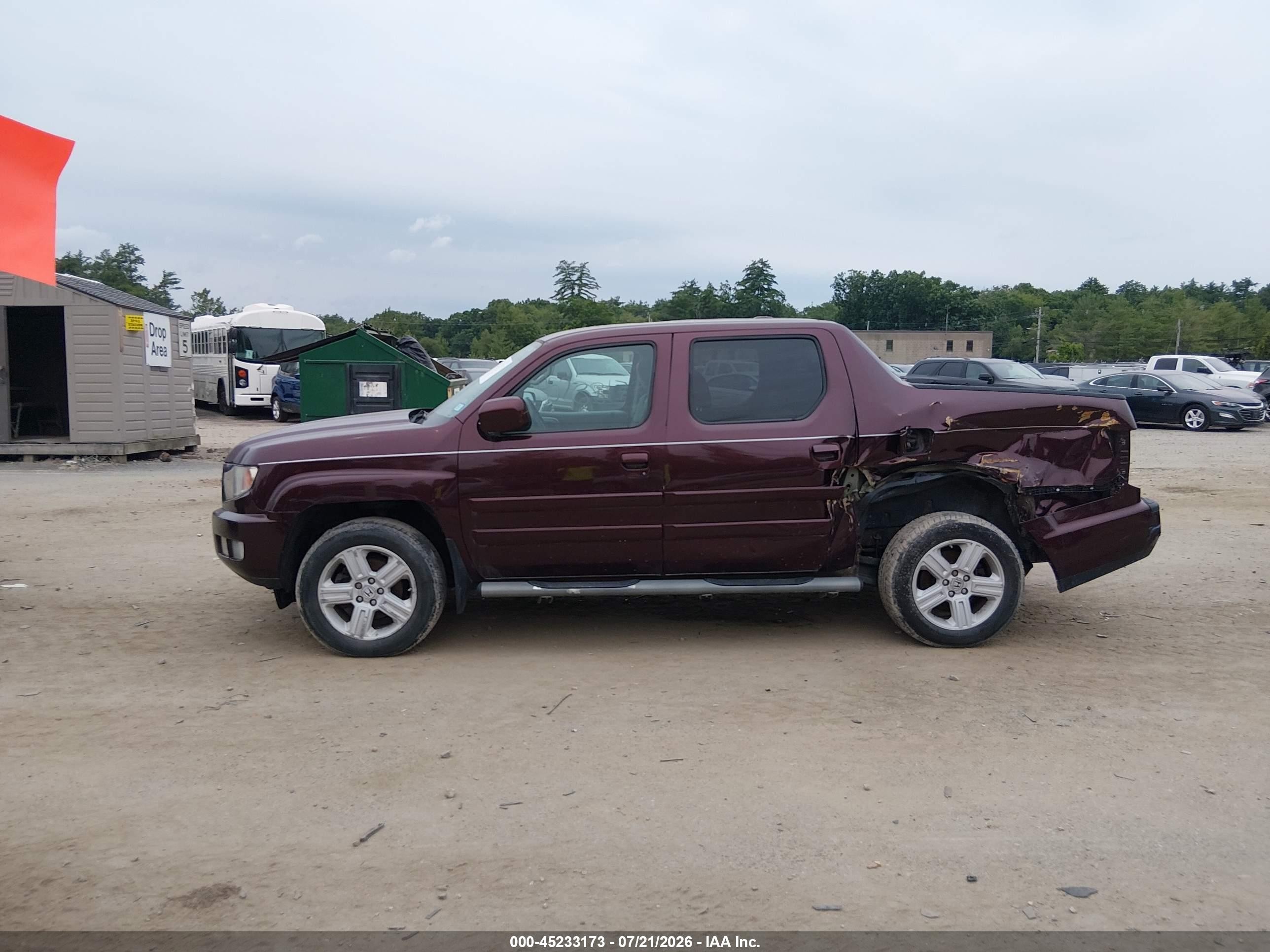 2014 Honda Ridgeline Rtl Red vin: 5FPYK1F50EB002806