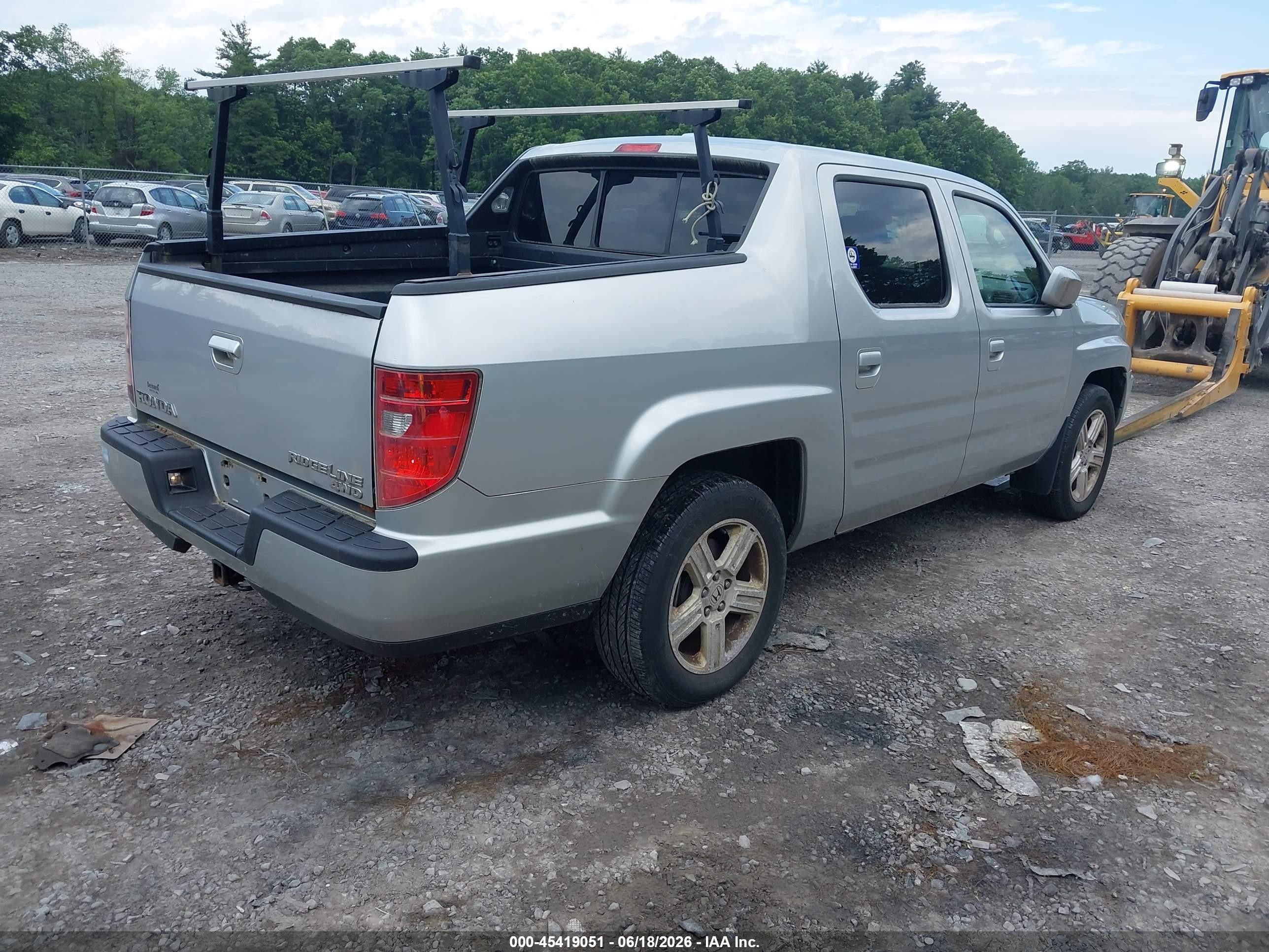 2010 Honda Ridgeline Rtl Silver vin: 5FPYK1F51AB007717