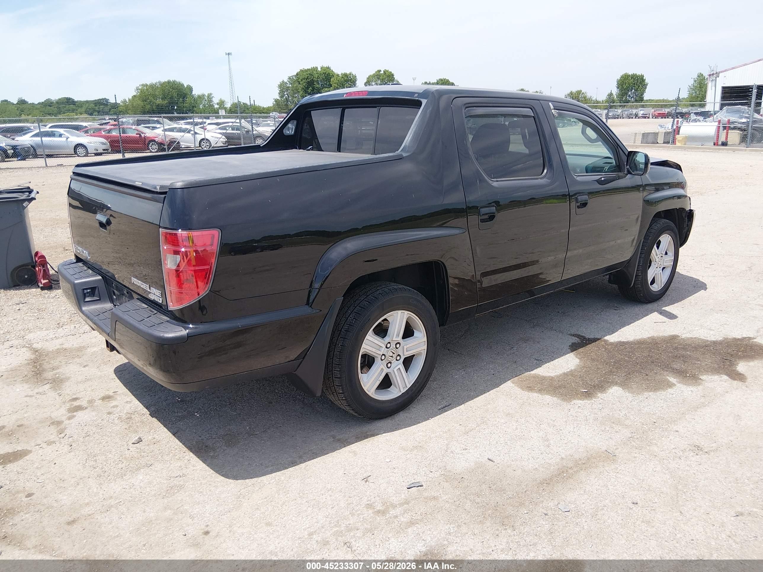 2011 Honda Ridgeline Rtl Black vin: 5FPYK1F51BB005371