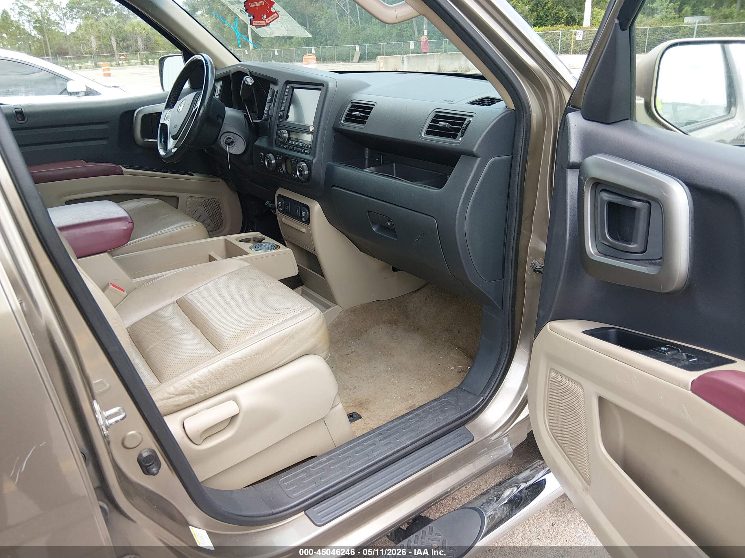 2011 Honda Ridgeline Rtl Beige vin: 5FPYK1F51BB009985