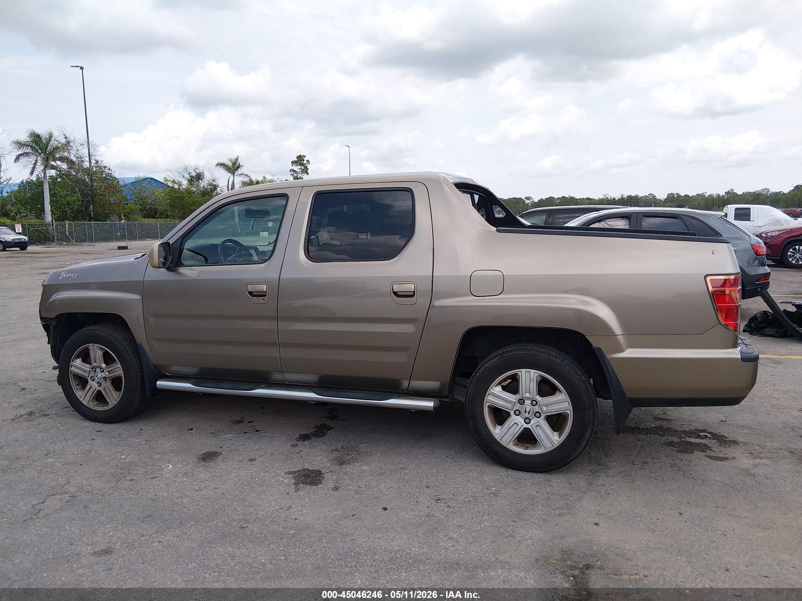 2011 Honda Ridgeline Rtl Beige vin: 5FPYK1F51BB009985